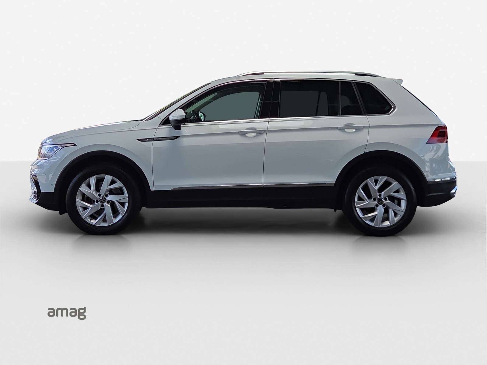 VW Tiguan 2.0 TDI SCR Elegance 4Motion DSG-image-1