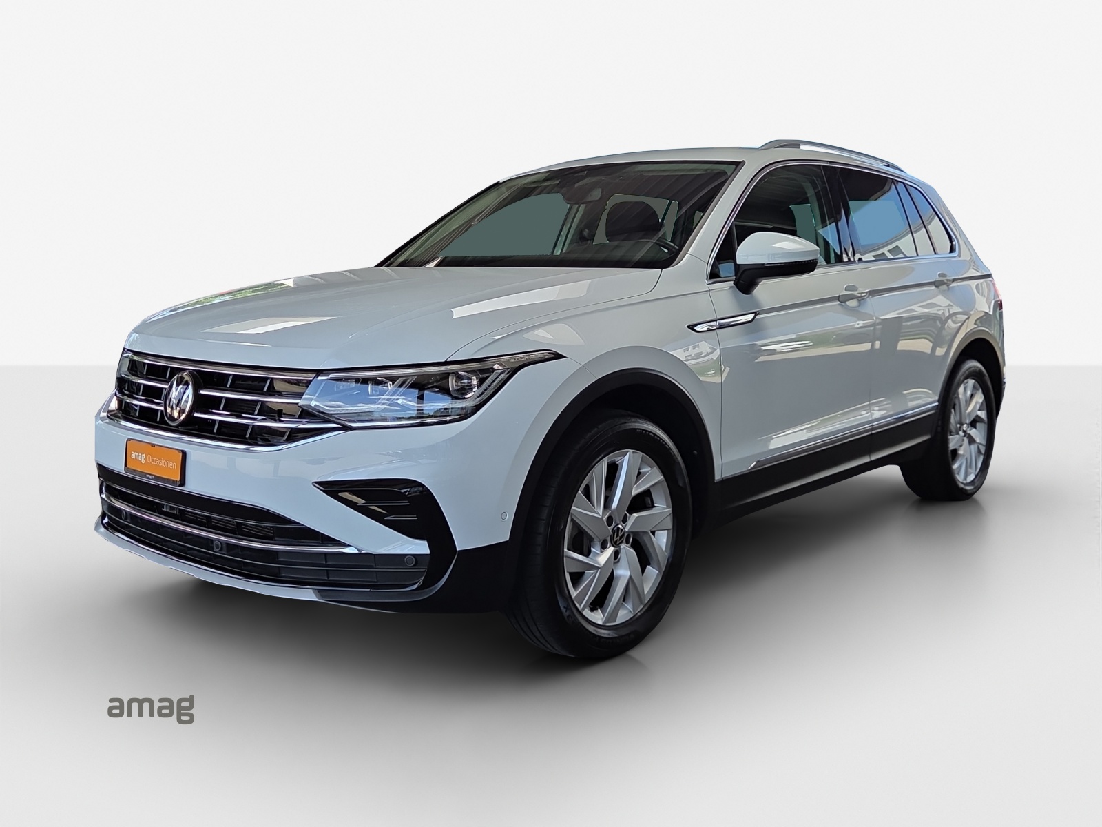VW Tiguan 2.0 TDI SCR Elegance 4Motion DSG-image-0