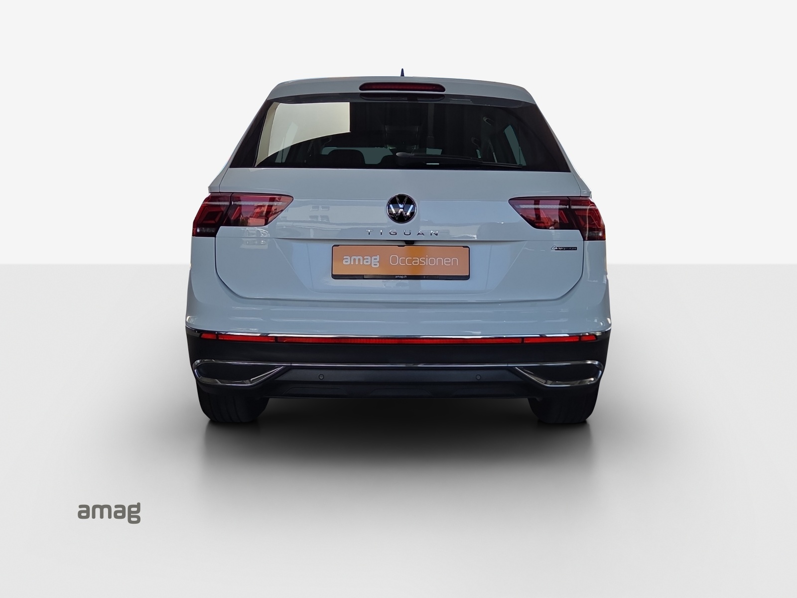 VW Tiguan 2.0 TDI SCR Elegance 4Motion DSG-image-3