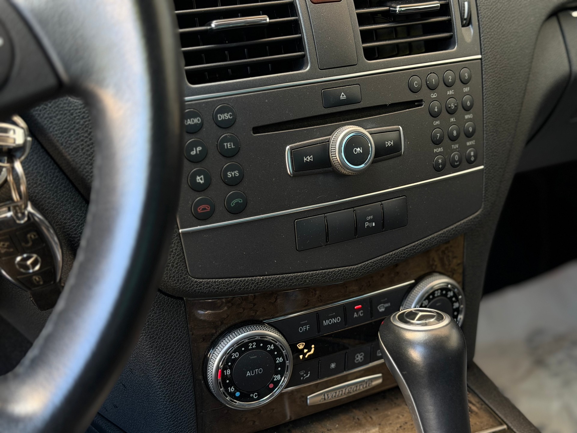MERCEDES-BENZ C 350 CGI Automat Avantgarde BlueEfficience 7G-Tronic kaufen bei ASM-TEAM.ch-image-15