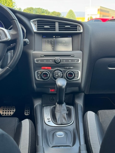 DS AUTOMOBILES DS 4 1.6 THP SO Chic Automatic-image-10