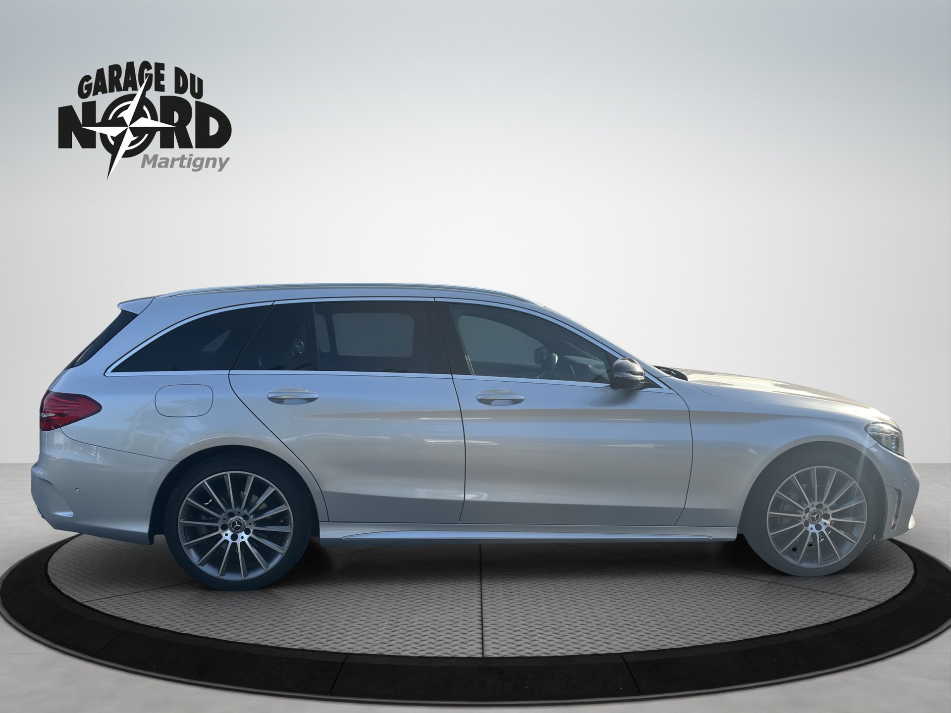 MERCEDES-BENZ C 200 Swiss Star AMG Line 4M 9G-Tronic-image-6