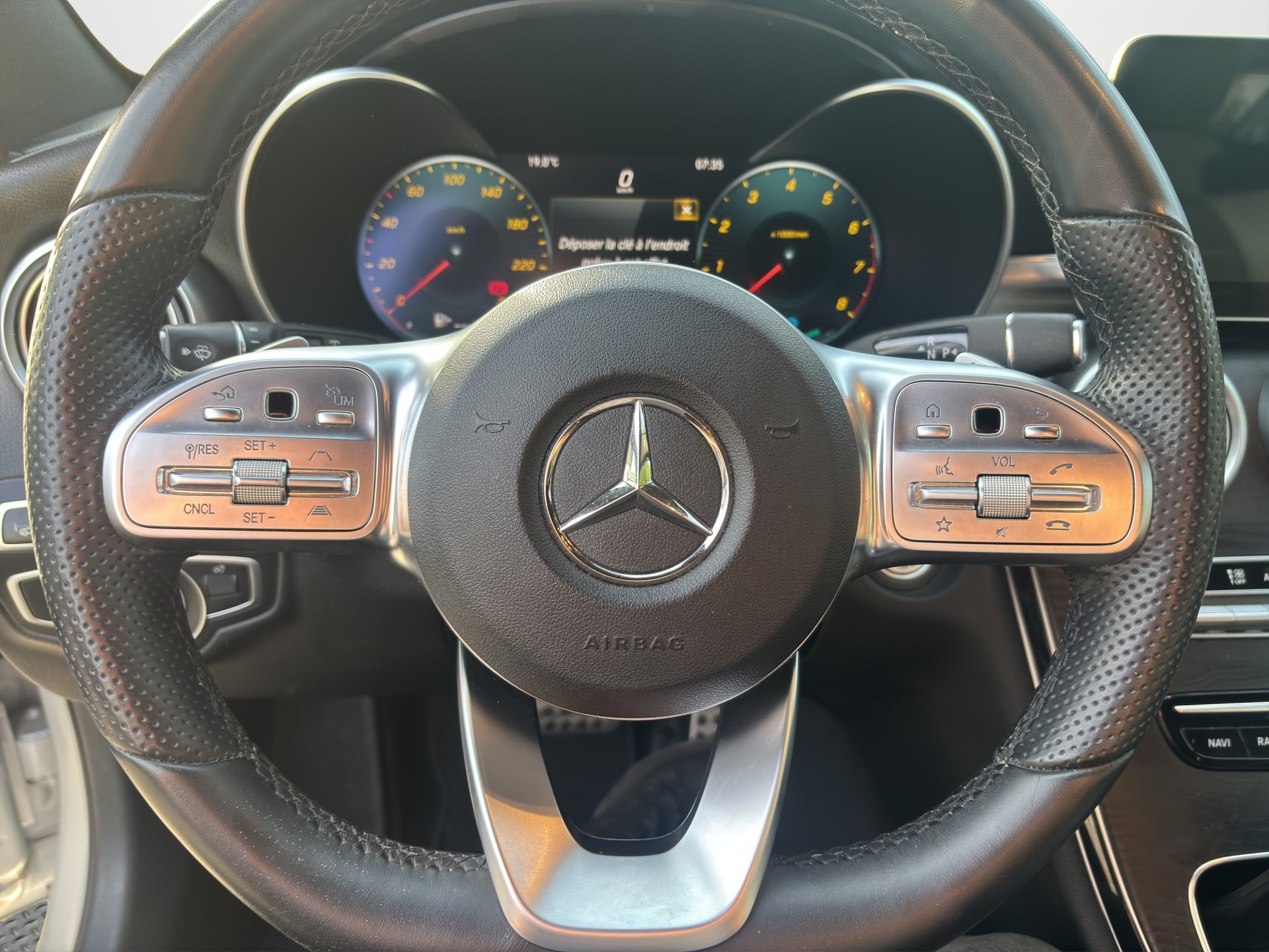 MERCEDES-BENZ C 200 Swiss Star AMG Line 4M 9G-Tronic-image-9