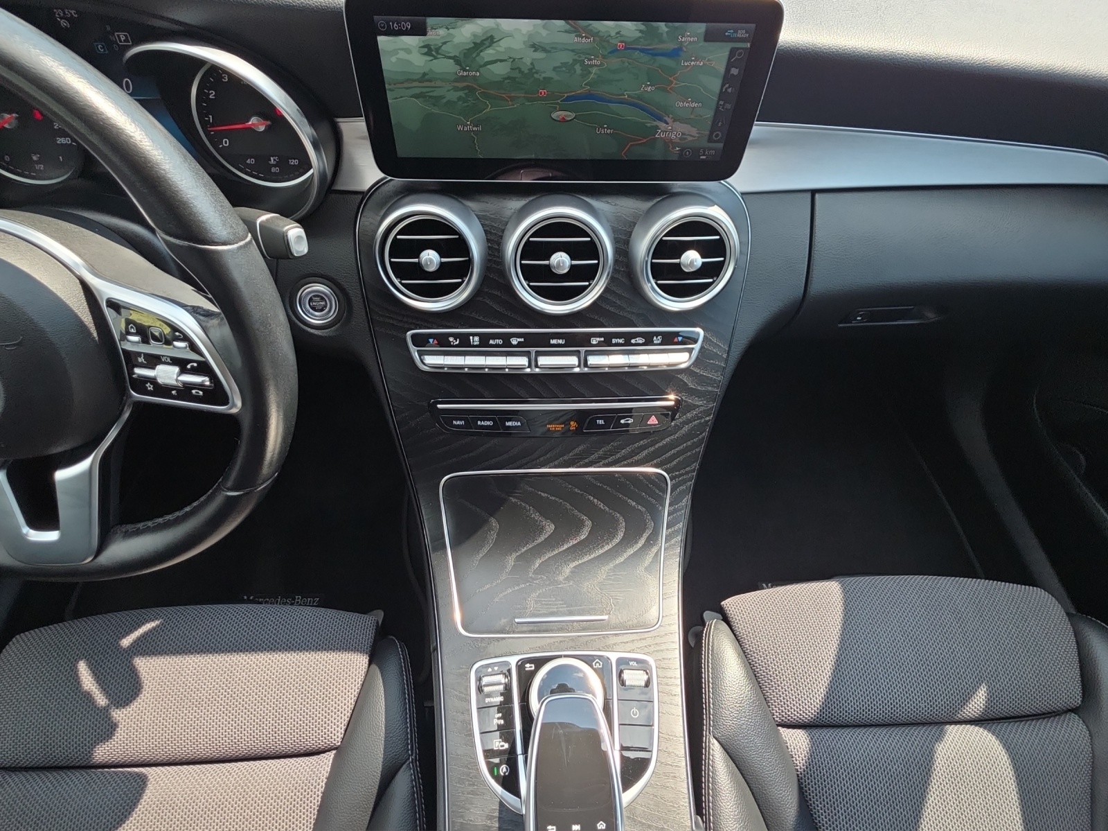 MERCEDES-BENZ C 180 Avantgarde 9G-Tronic-image-11