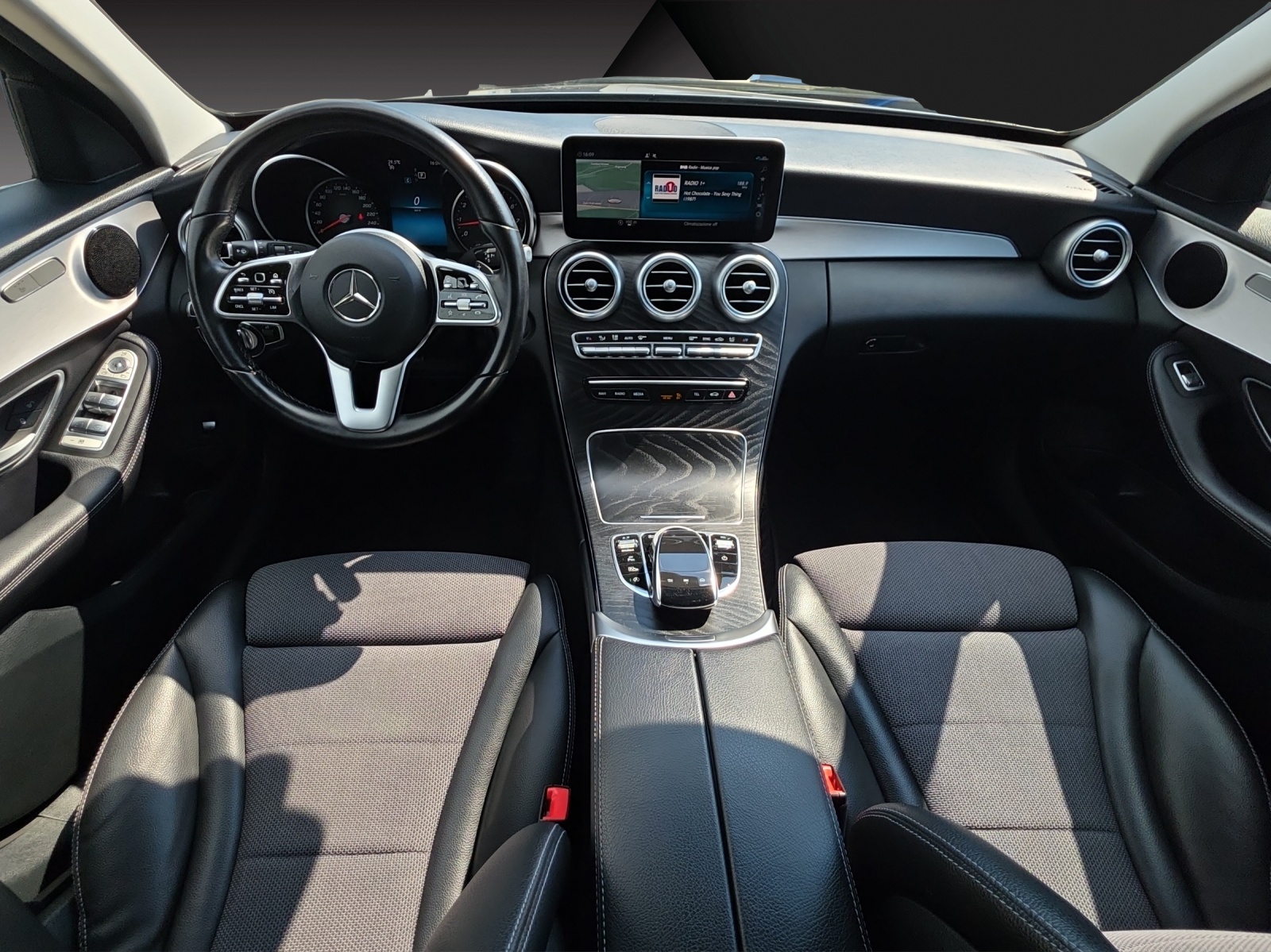 MERCEDES-BENZ C 180 Avantgarde 9G-Tronic-image-9