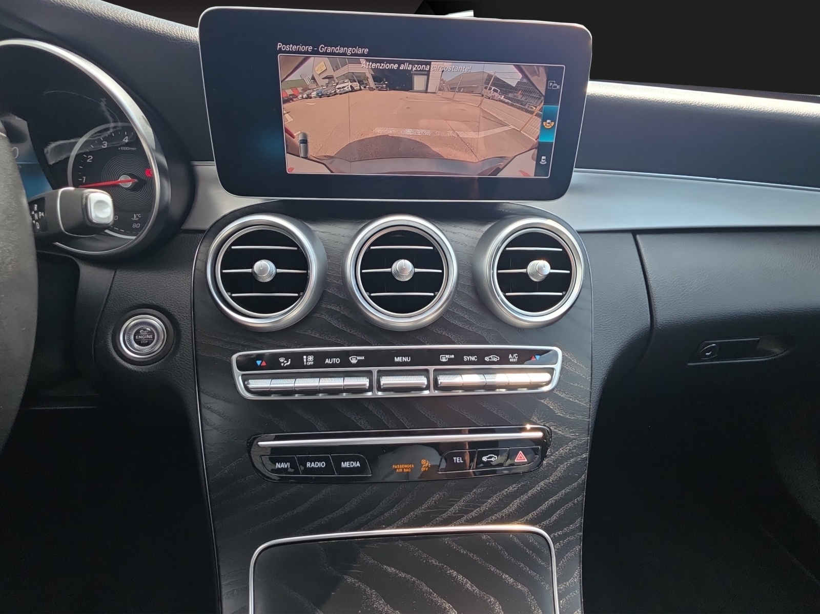 MERCEDES-BENZ C 180 Avantgarde 9G-Tronic-image-10
