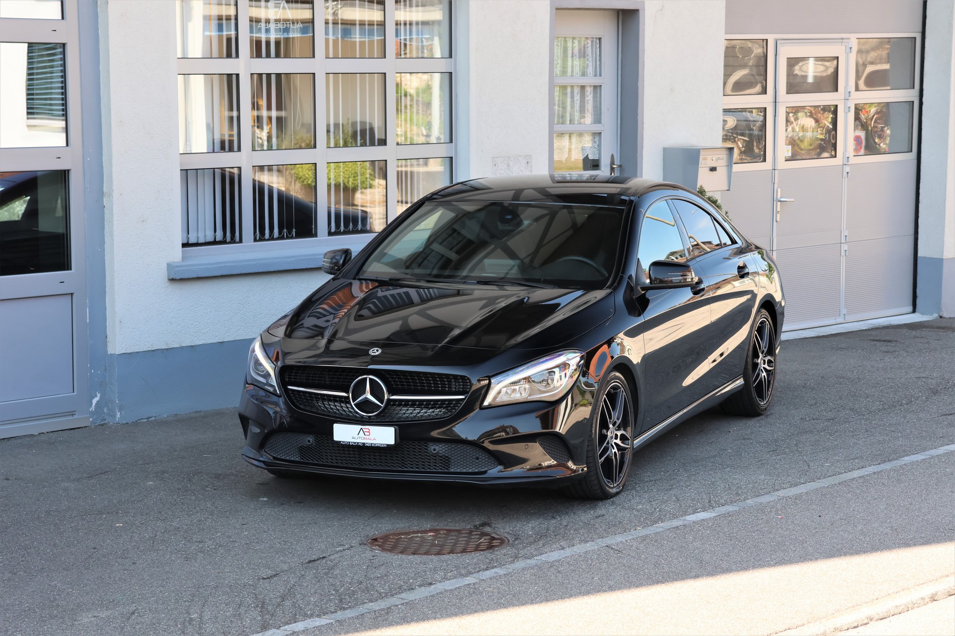 MERCEDES-BENZ CLA 200 Night Star 7G-DCT (CH)-image-0