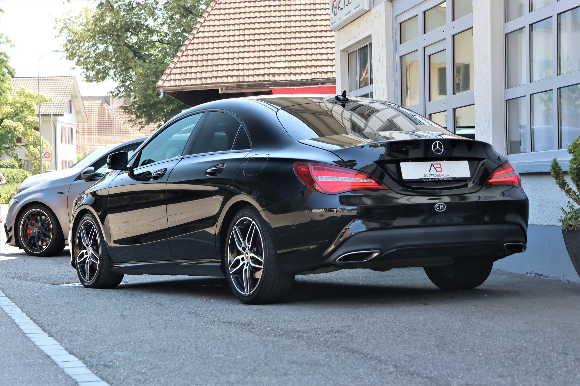 MERCEDES-BENZ CLA 200 Night Star 7G-DCT (CH)-image-2