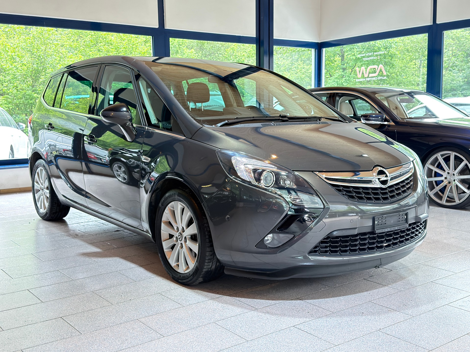 OPEL Zafira Tourer 1.6i 16V Turbo Cosmo Automatic-image-2