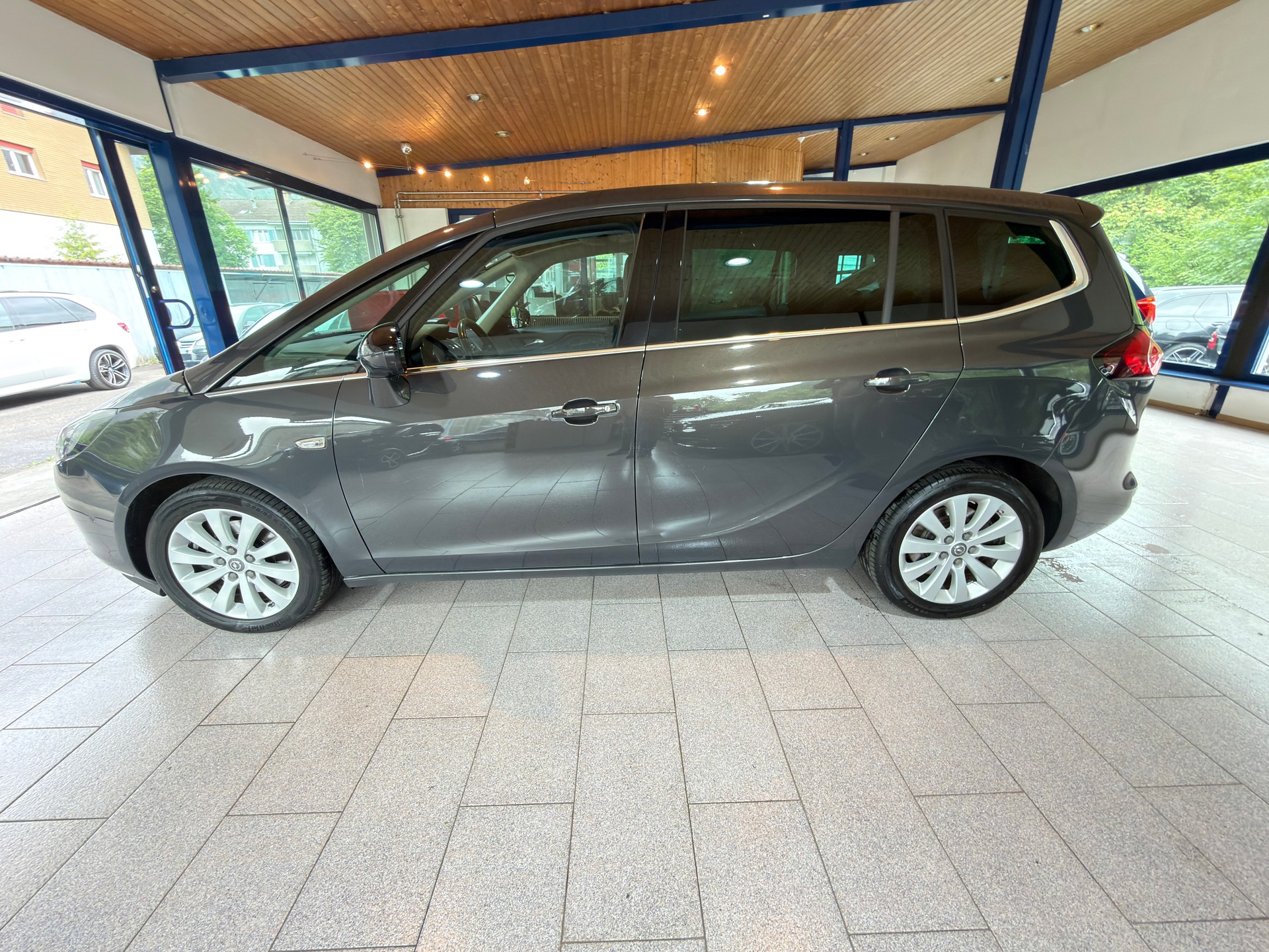 OPEL Zafira Tourer 1.6i 16V Turbo Cosmo Automatic-image-8
