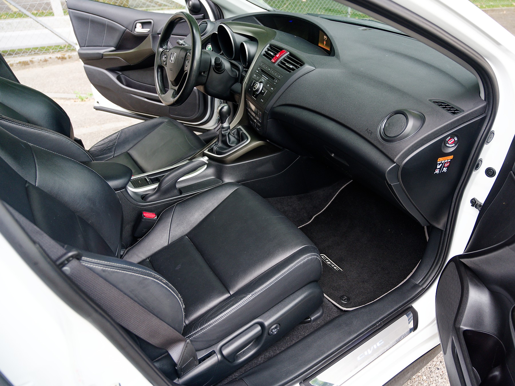 HONDA 1.8i-VTEC Executive-image-8