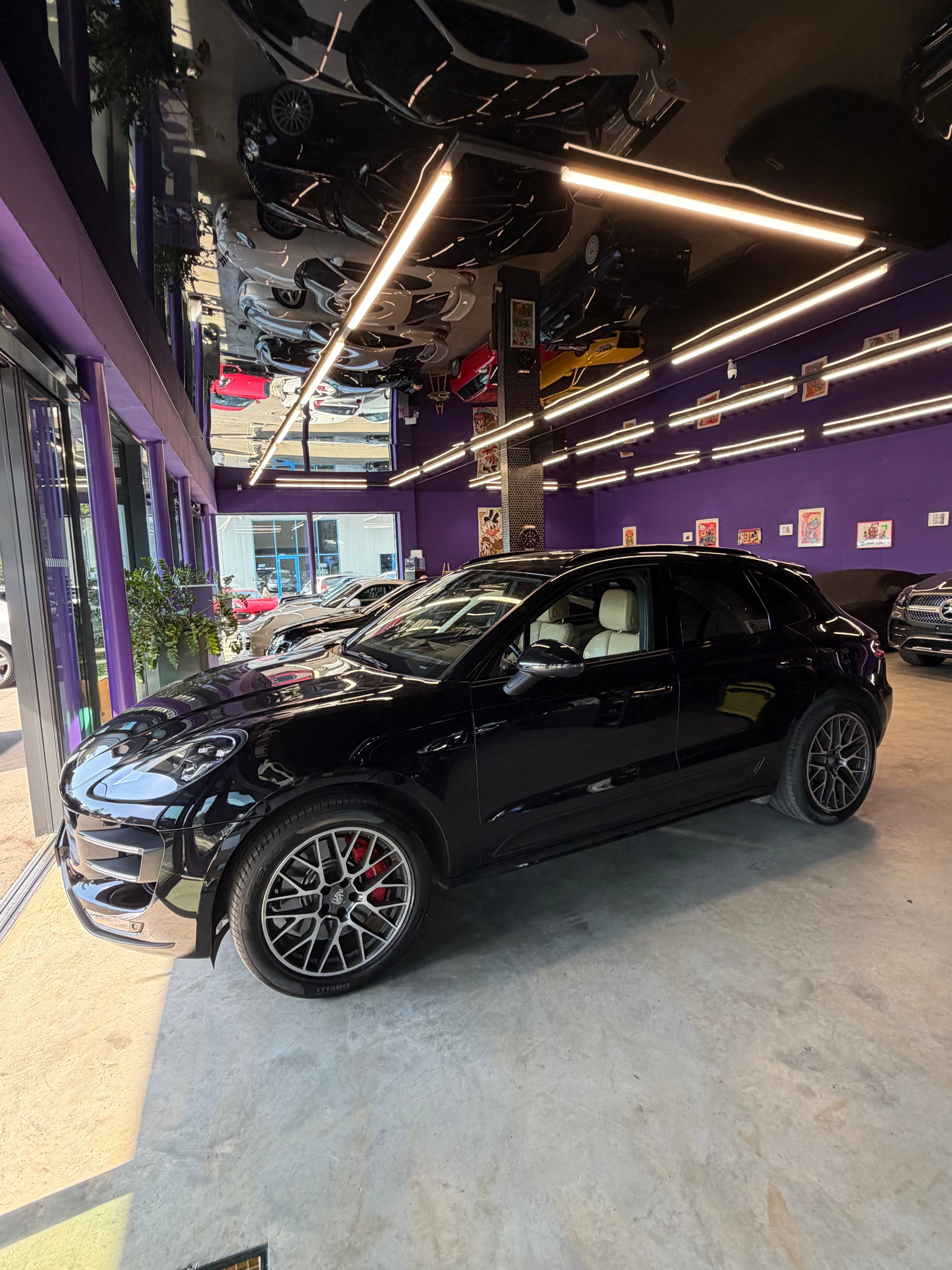 PORSCHE Macan Turbo Performance PDK-image-6