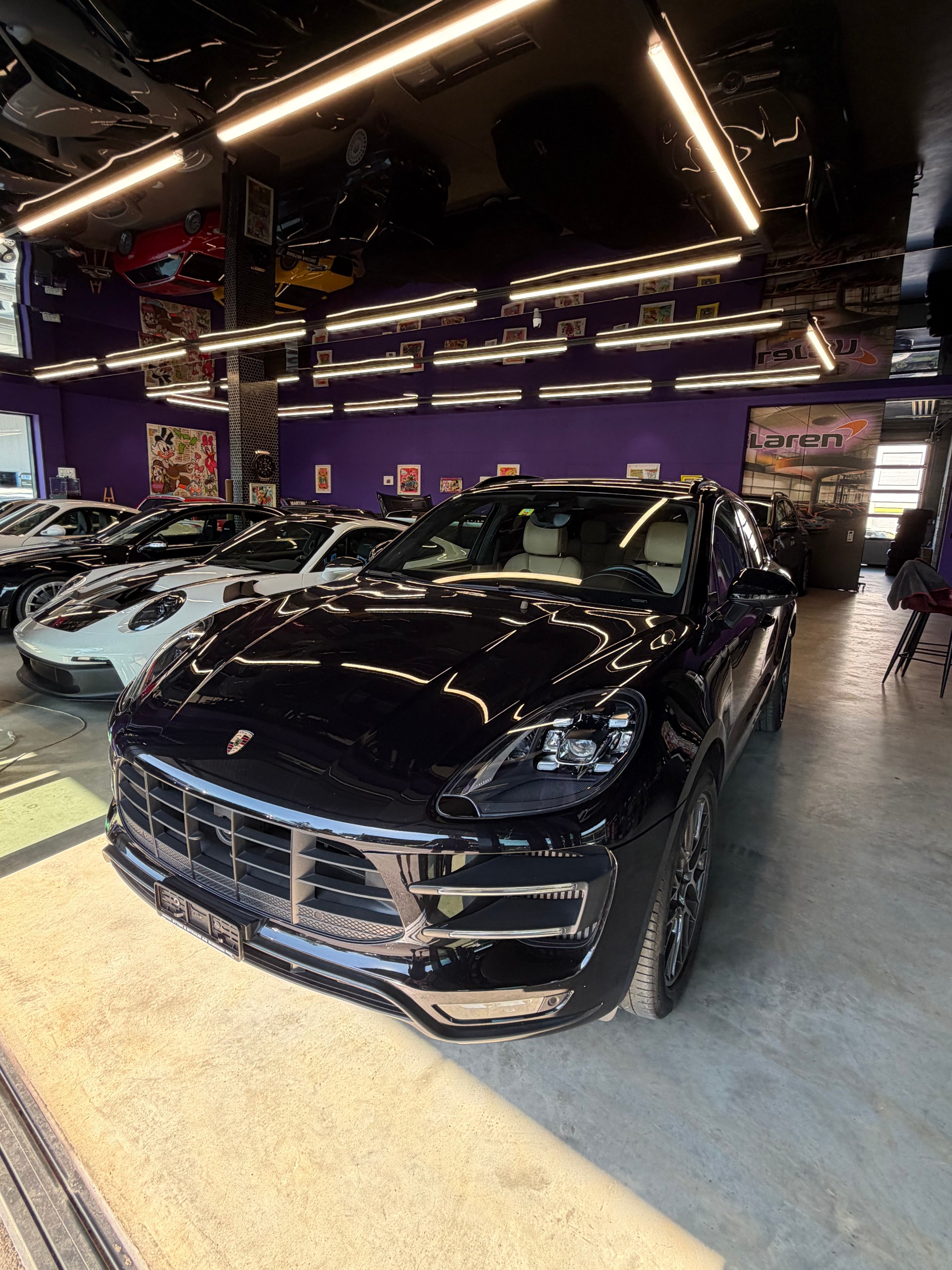 PORSCHE Macan Turbo Performance PDK-image-1
