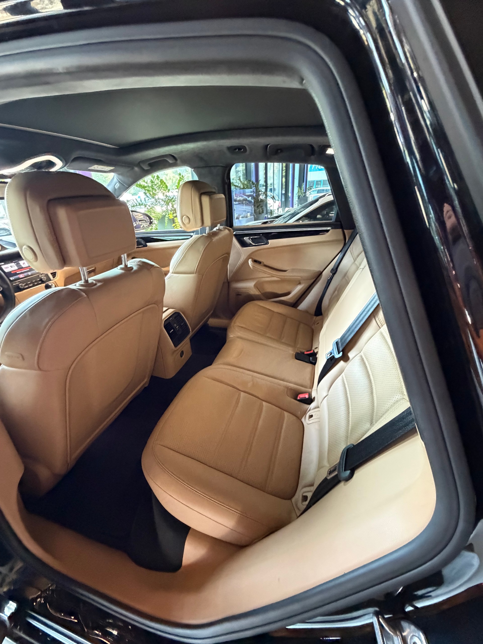 PORSCHE Macan Turbo Performance PDK-image-4