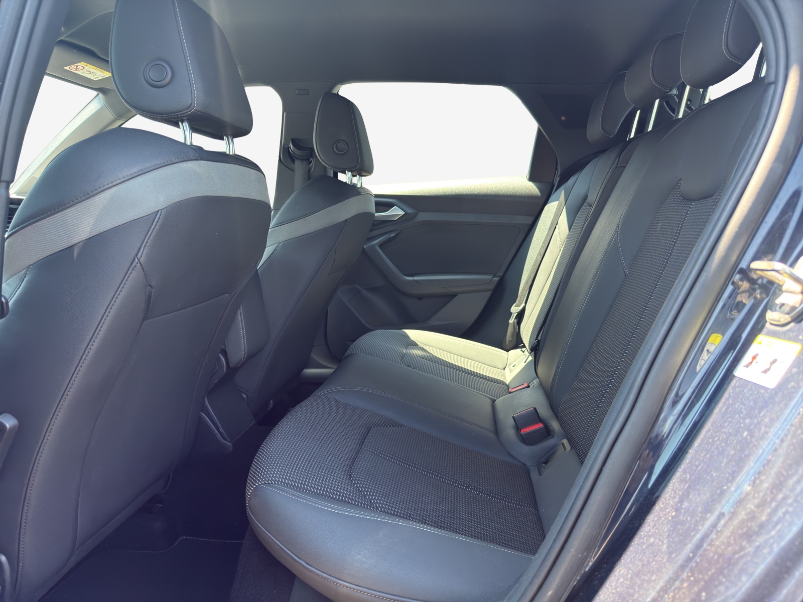AUDI A1 Sportback 30 TFSI advanced S-tronic-image-11
