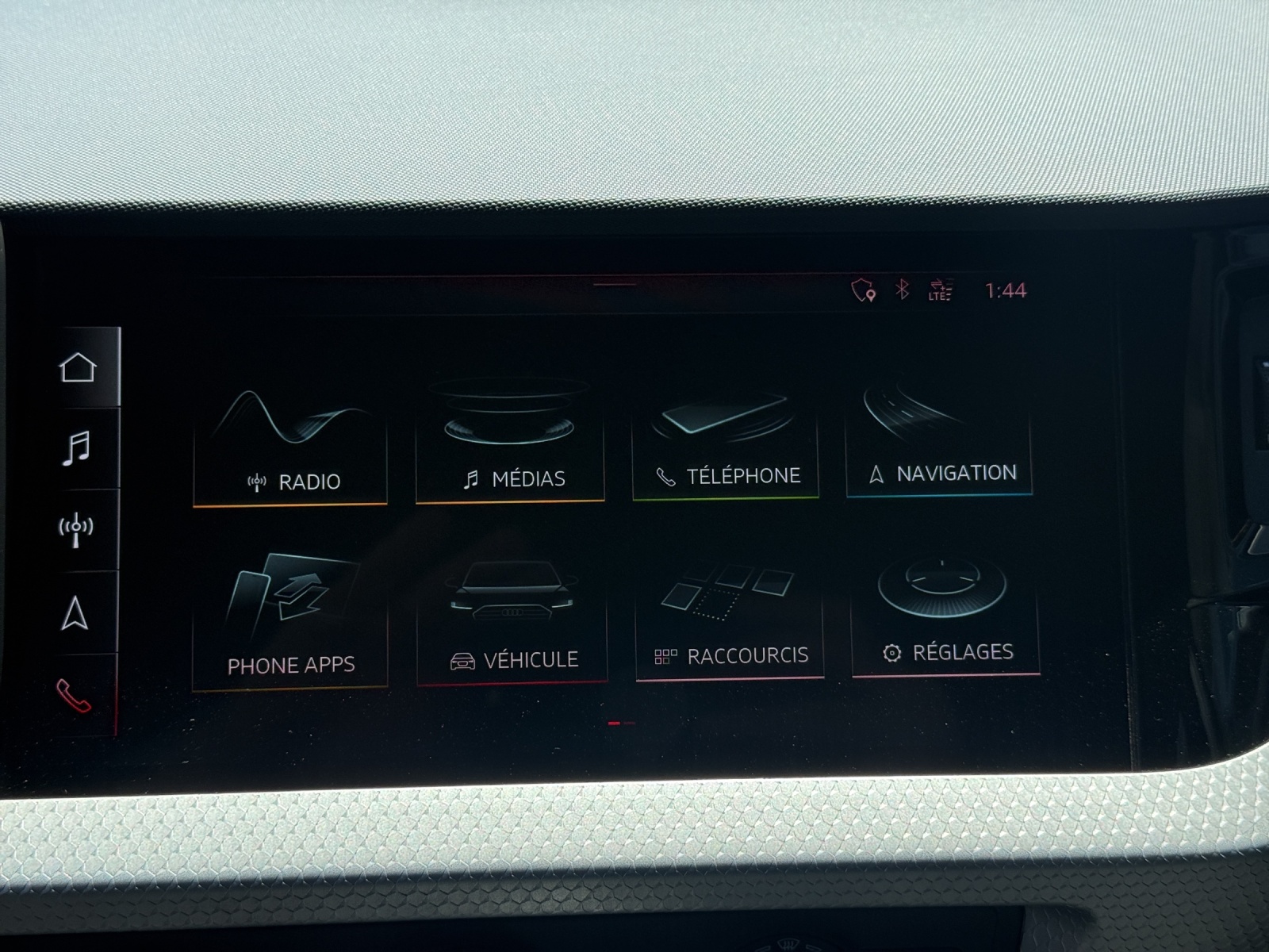 AUDI A1 Sportback 30 TFSI advanced S-tronic-image-15