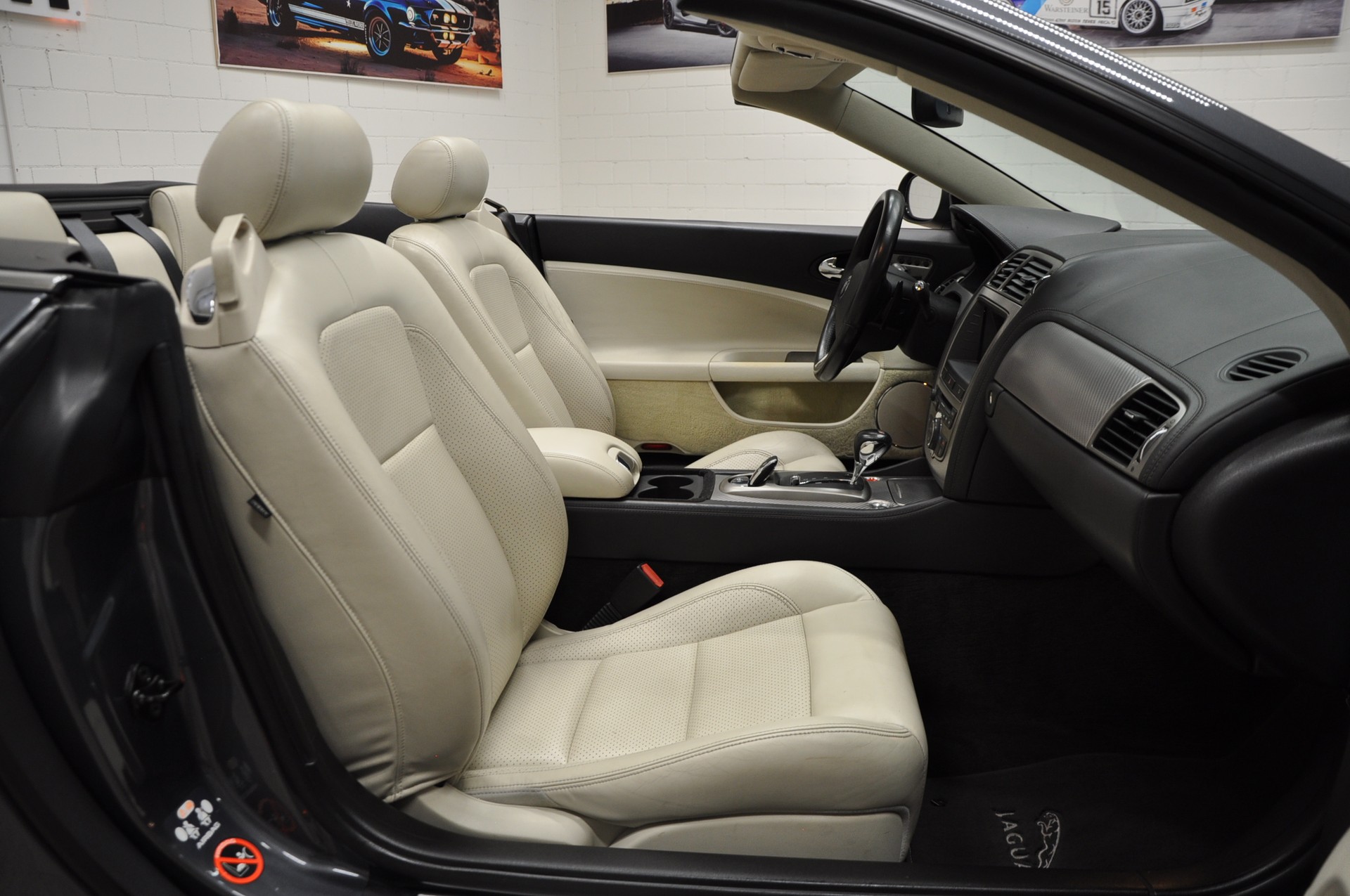 JAGUAR XKR 4.2 V8 SC Automatic-image-14