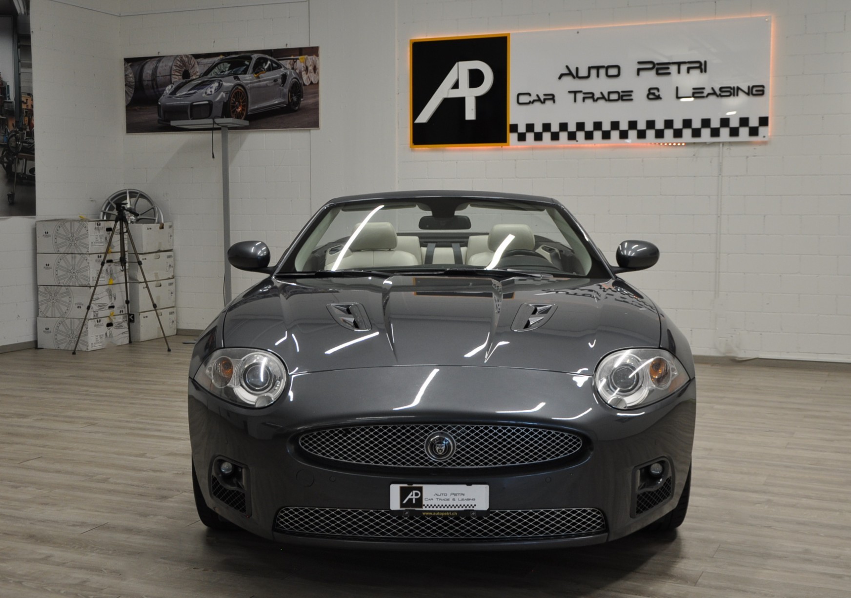 JAGUAR XKR 4.2 V8 SC Automatic-image-9
