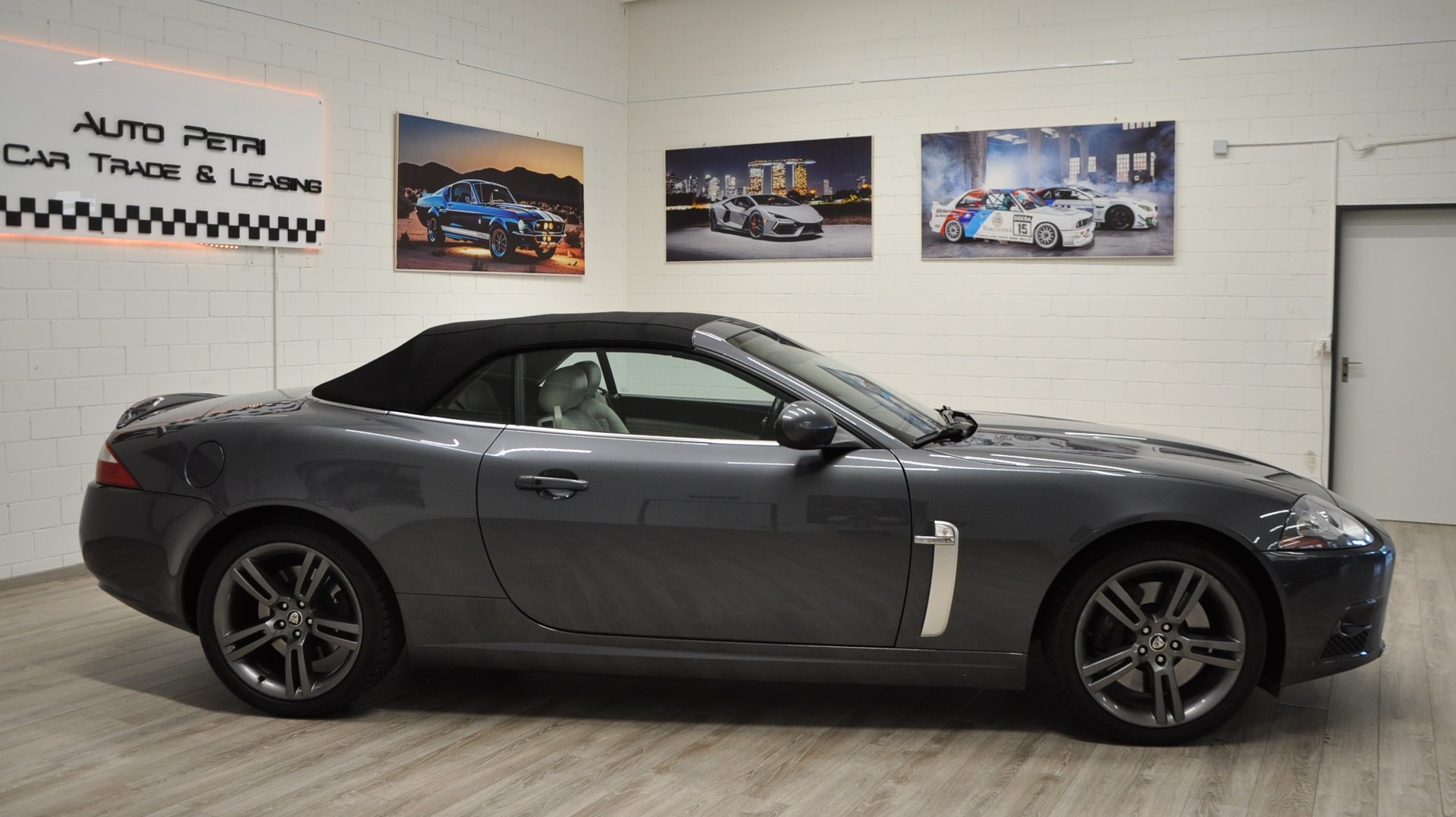 JAGUAR XKR 4.2 V8 SC Automatic-image-6