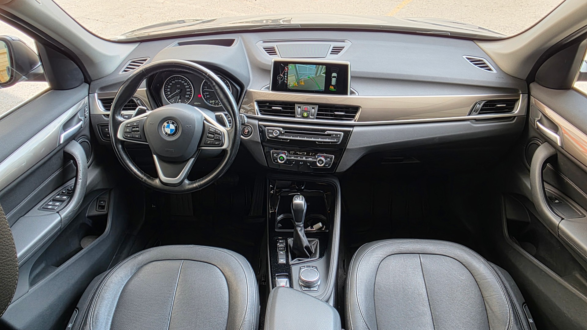 BMW X1 xDrive 25i xLine Steptronic-image-13