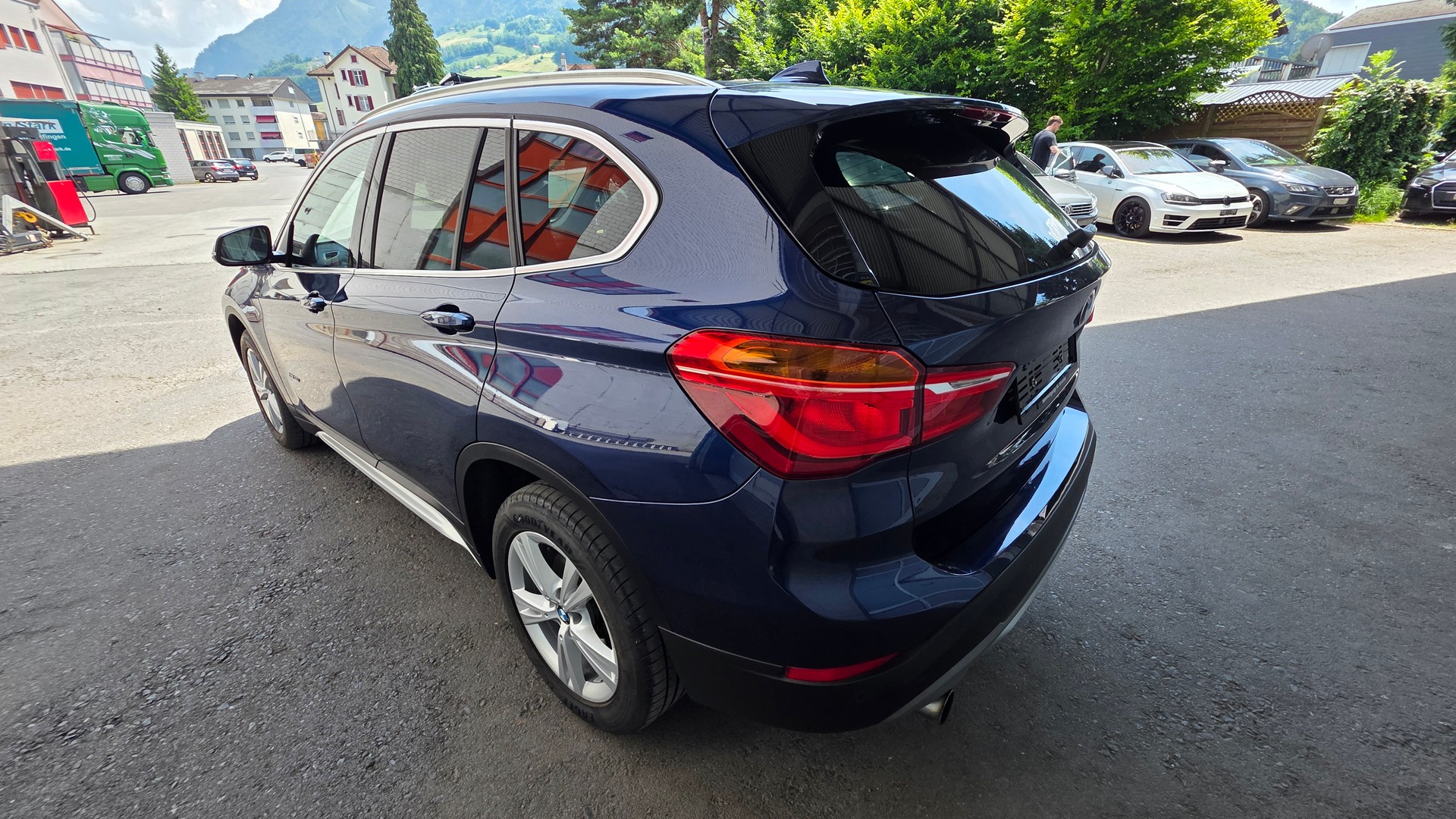 BMW X1 xDrive 25i xLine Steptronic-image-4