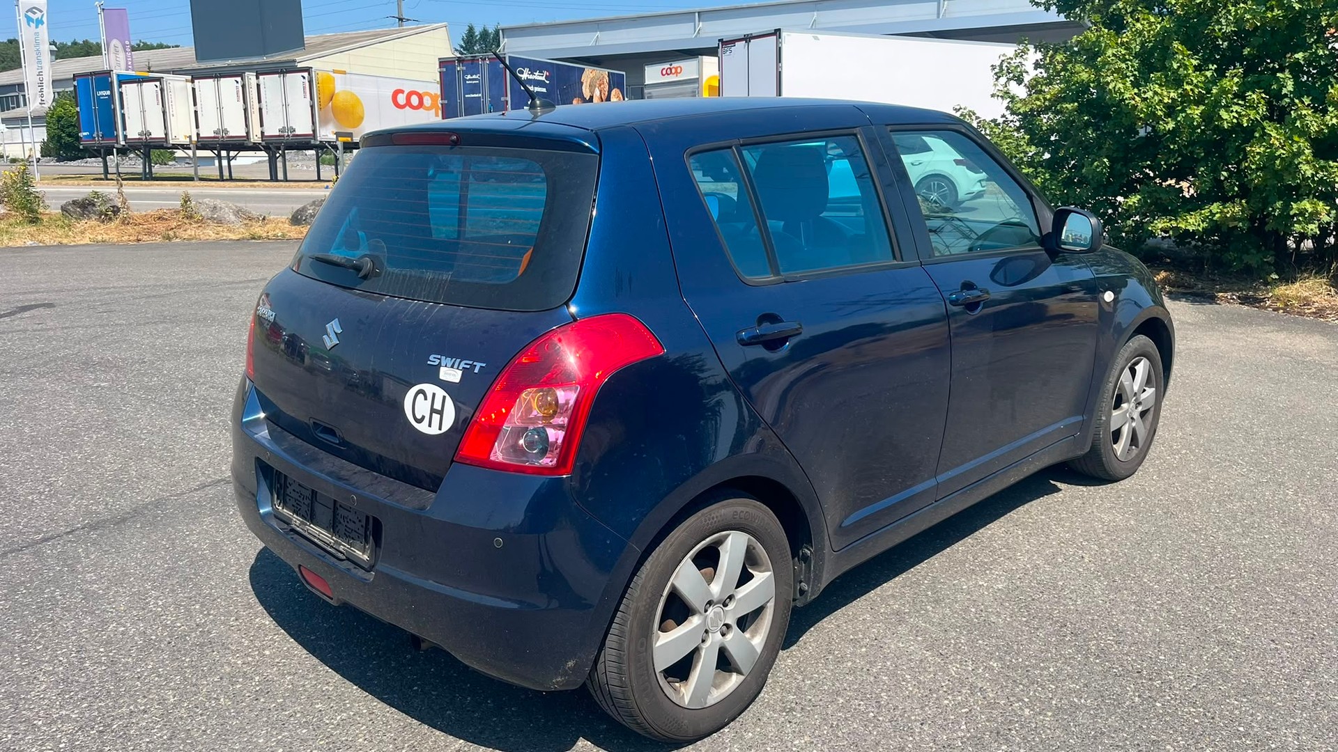 SUZUKI Swift 1.3i 16V GL-image-3
