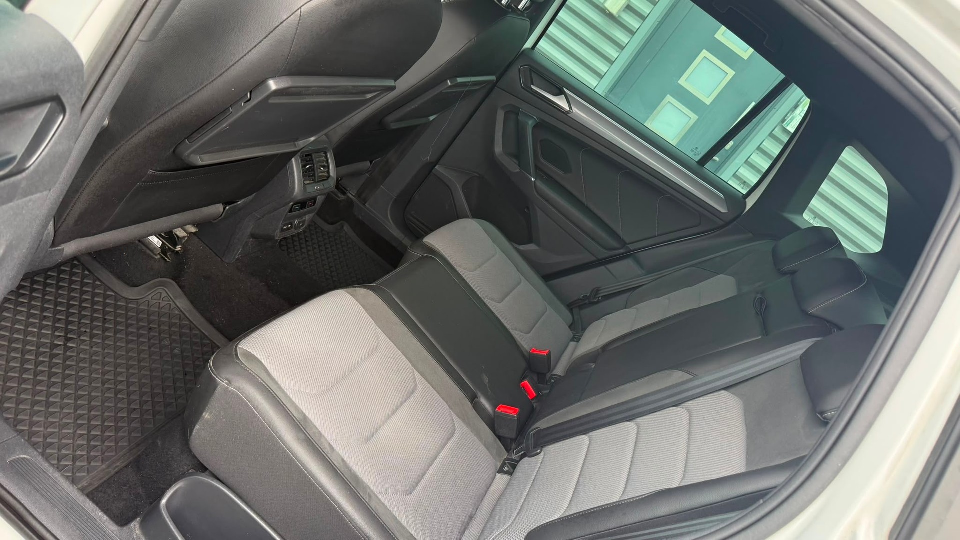 VW Tiguan 2.0TSI Highline 4Motion DSG-image-8