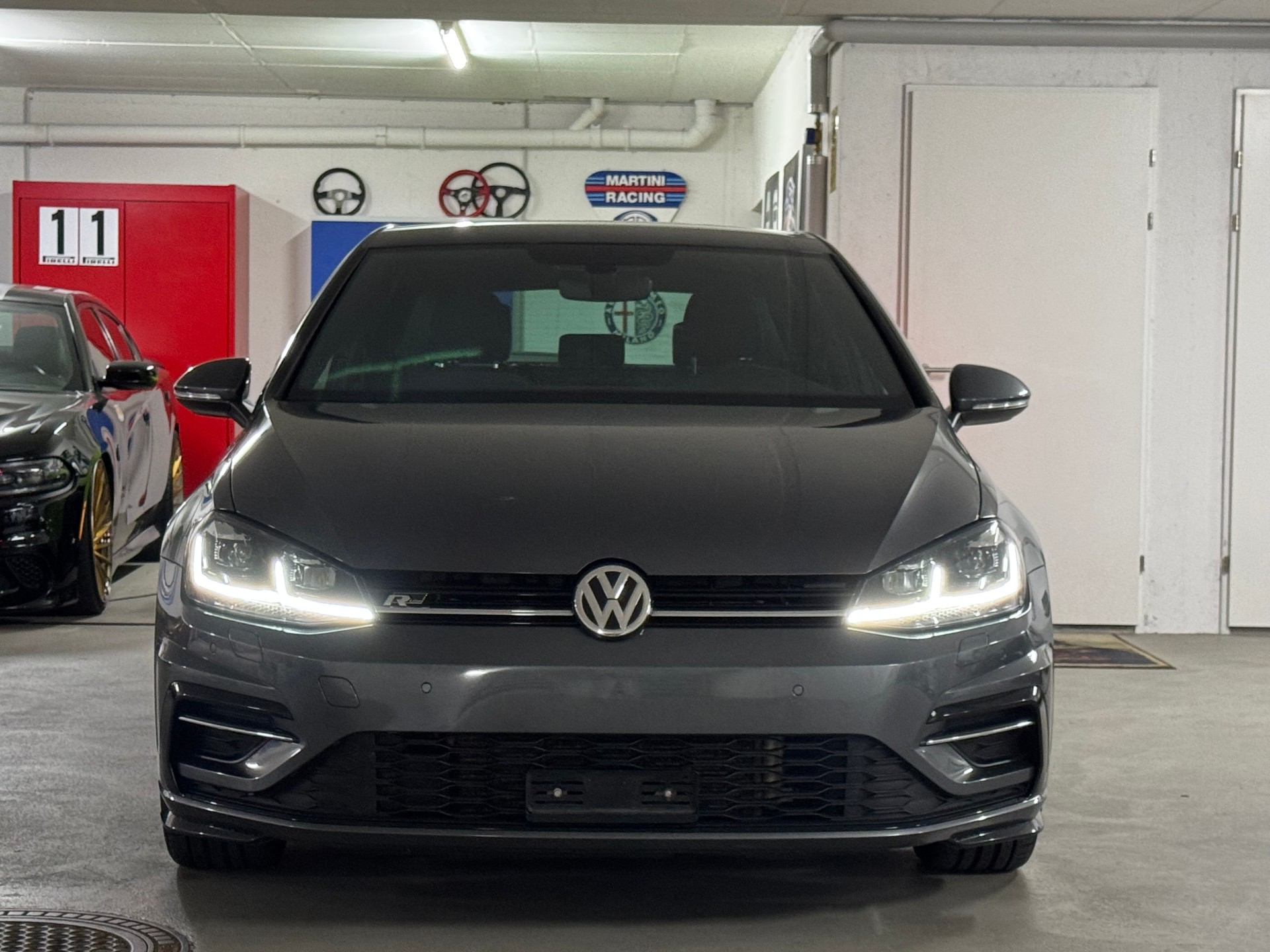VW Golf 2.0 TDI R-Line 4Motion Facelift-image-1