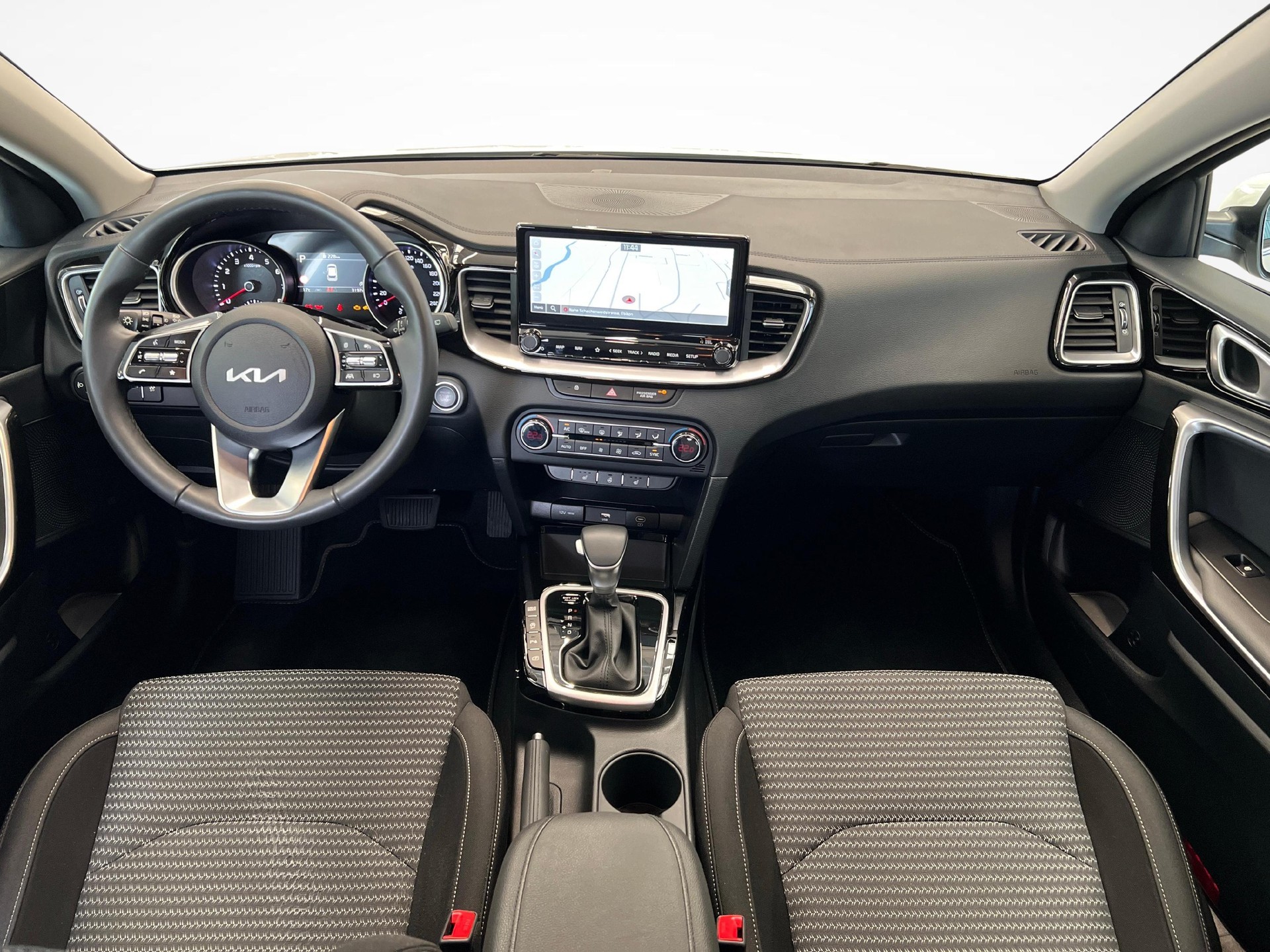 KIA Ceed 1.5 T-GDi MHEV Power-image-8