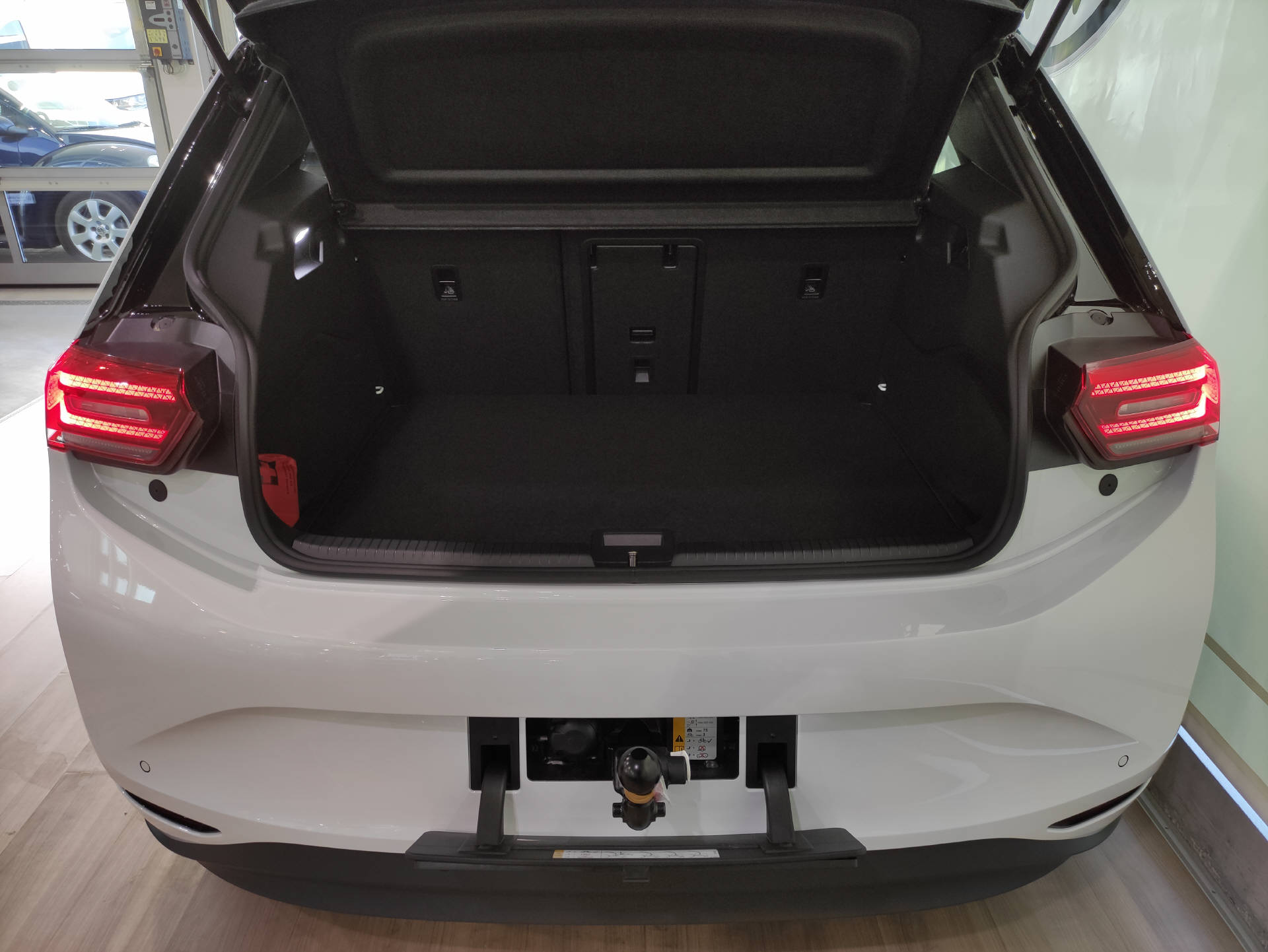 VW ID.3 Pro Black-Style-image-13