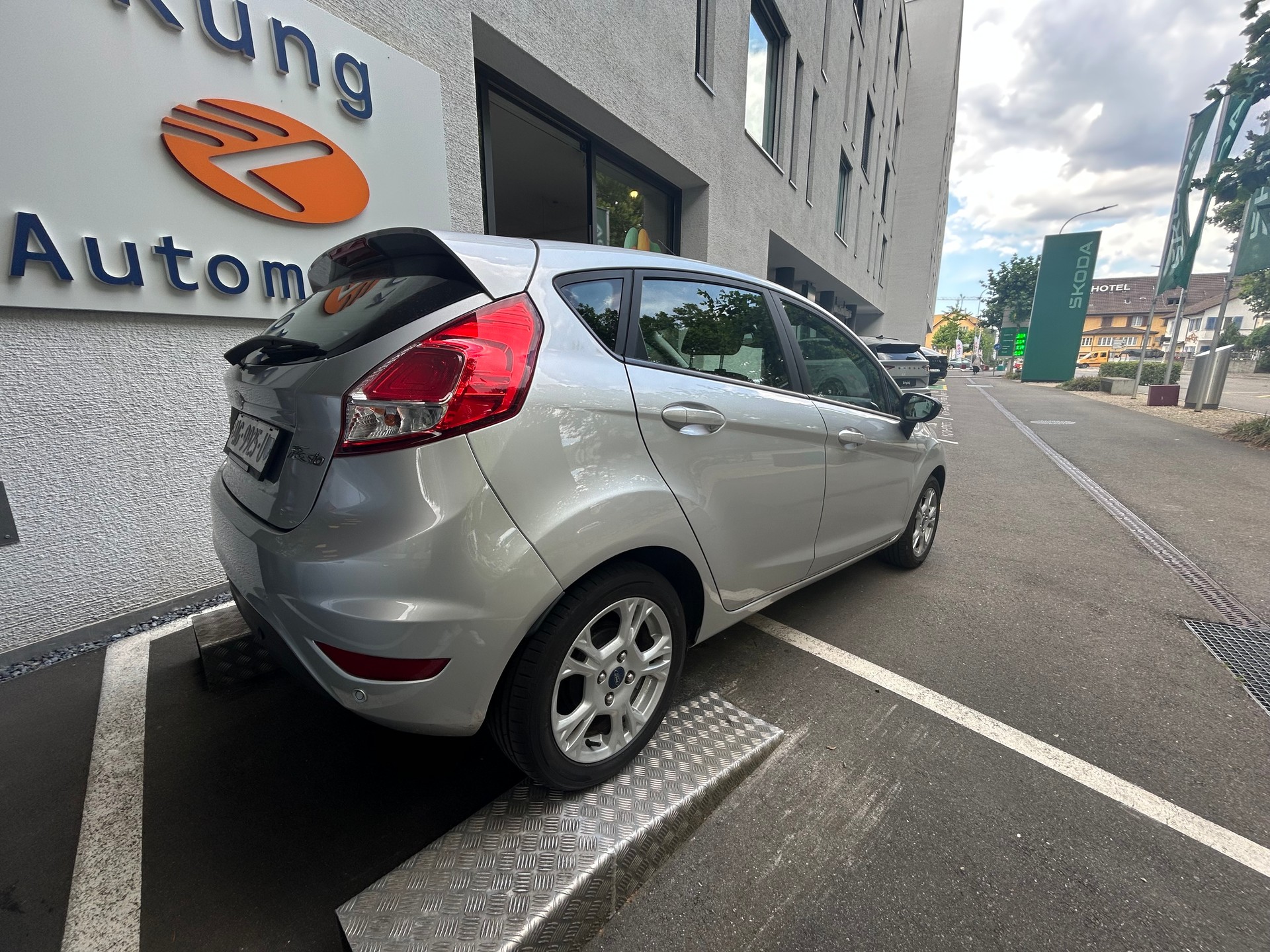 FORD Fiesta 1.0 SCTi Trend-image-2