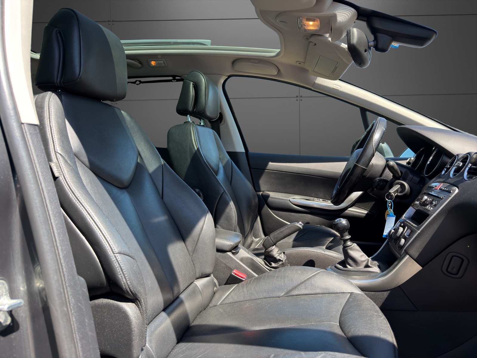 PEUGEOT 308 SW 1.6 HDI Sport🔥 Peugeot 308 SW 1.6 HDi Sport – 7 Plätze | Sparsamer Diesel | Garantie-image-7