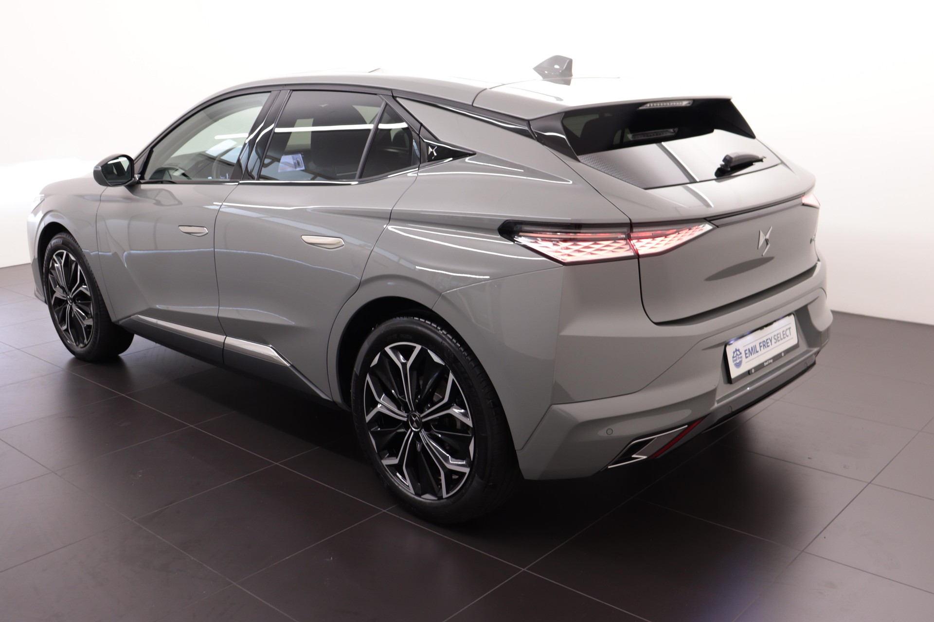 DS AUTOMOBILES 4 1.6 PureTech Rivoli-image-6