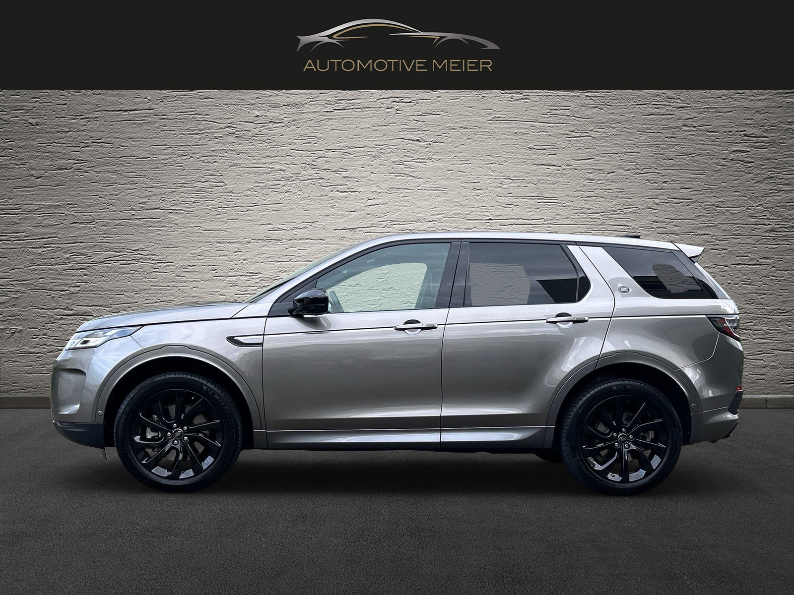 LAND ROVER Discovery Sport R Dyn D200 2.0D TD4 MHEV HSE AT9-Panoramadach-AHK-7-Sitzplätze-image-1