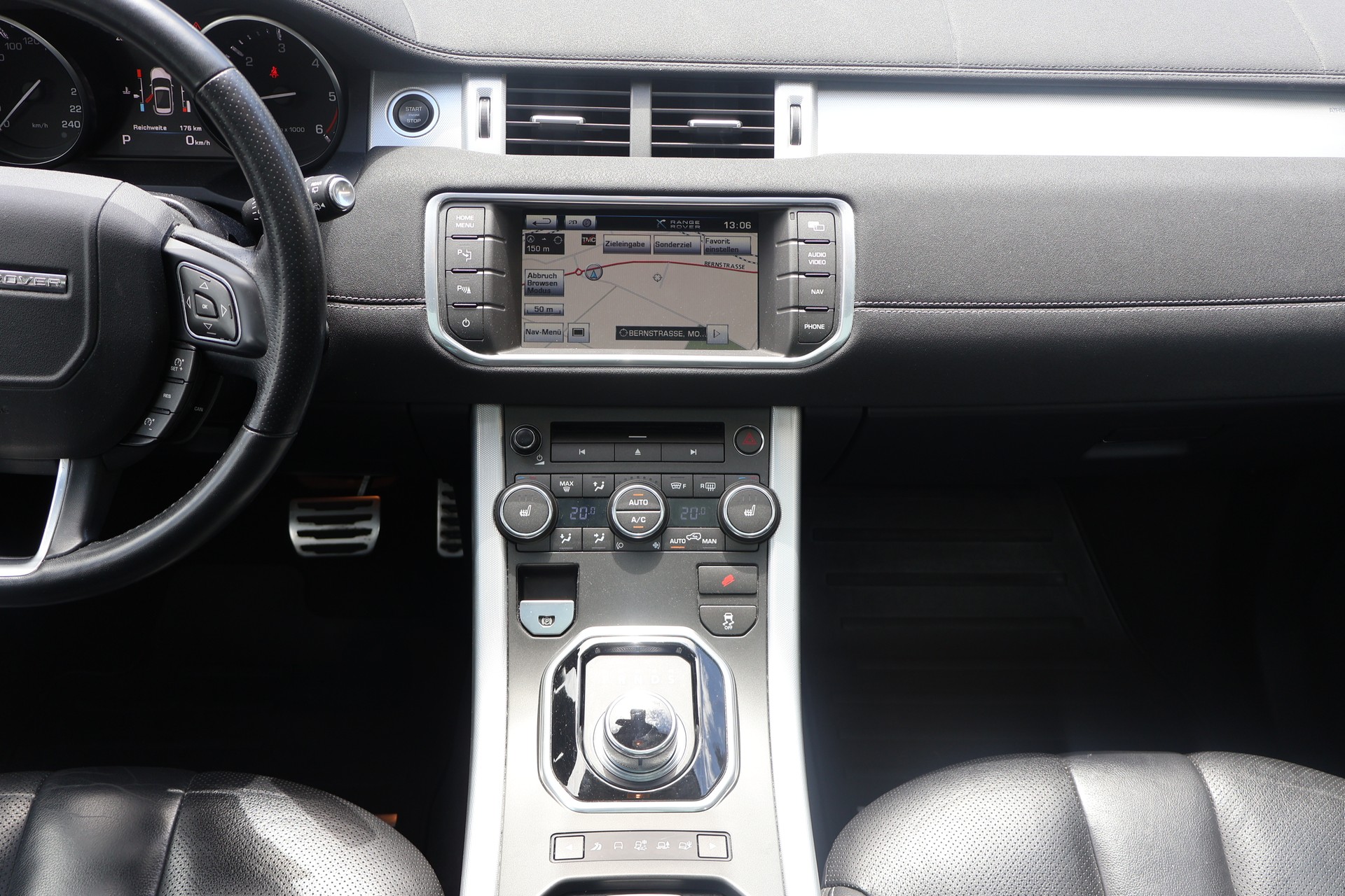 LAND ROVER Range Rover Evoque 2.2 SD4 Dynamic AT6-image-5