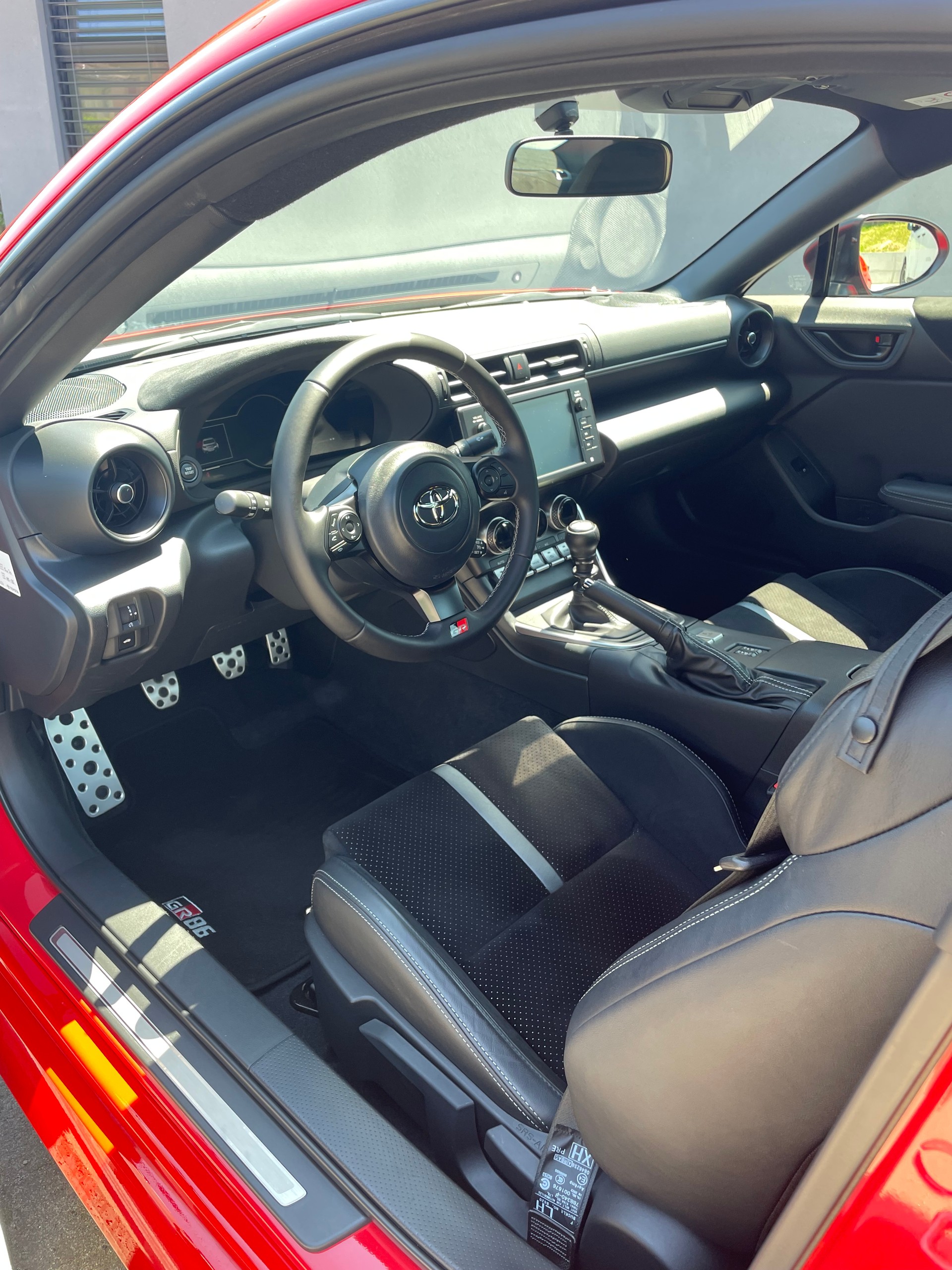 TOYOTA 2.4 Sport+-image-3