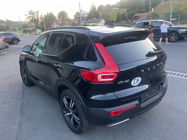 VOLVO XC40 T4 AWD R-Design Geartronic-image-11