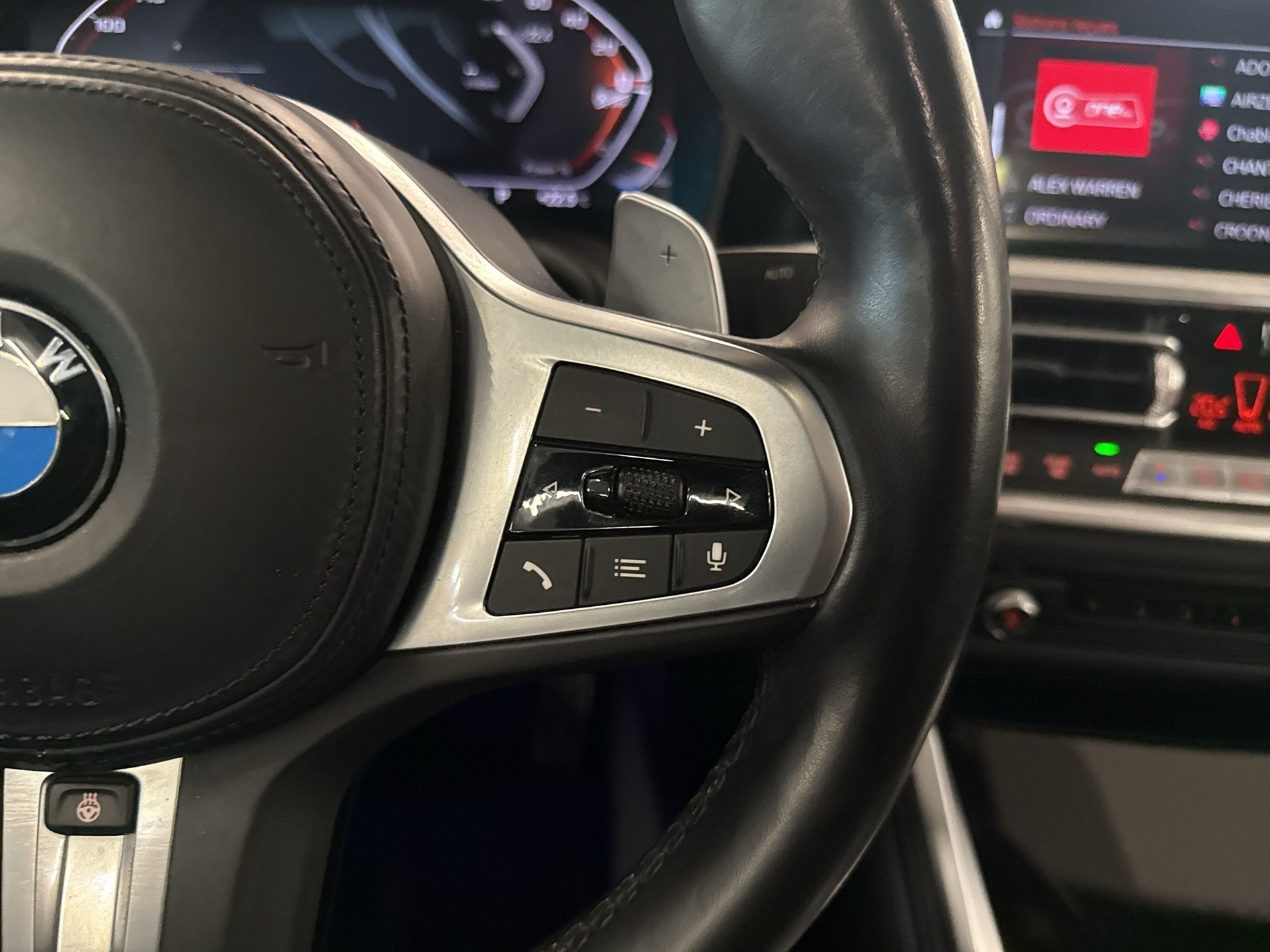 BMW M240i xDrive Steptronic-image-15