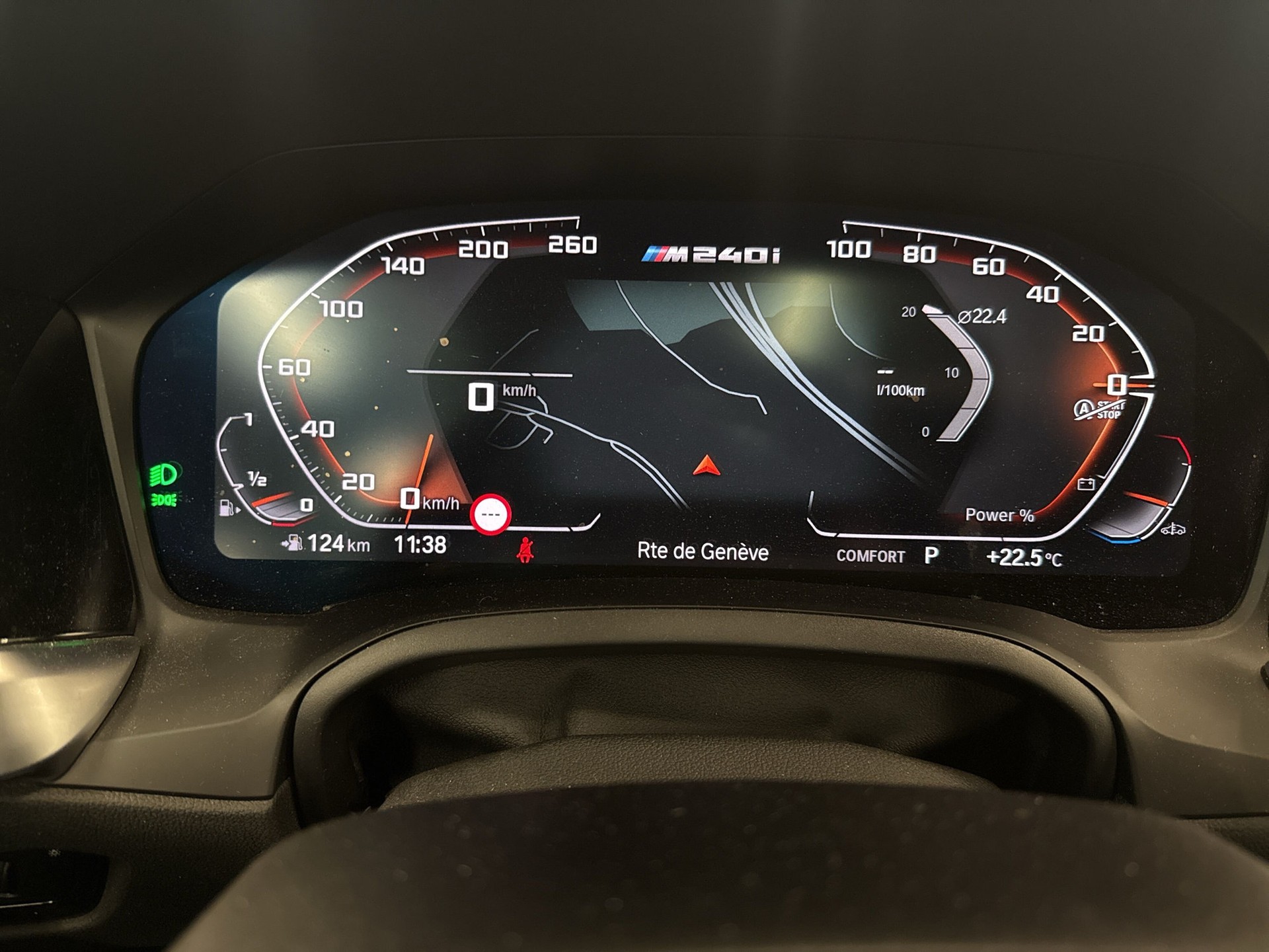 BMW M240i xDrive Steptronic-image-13
