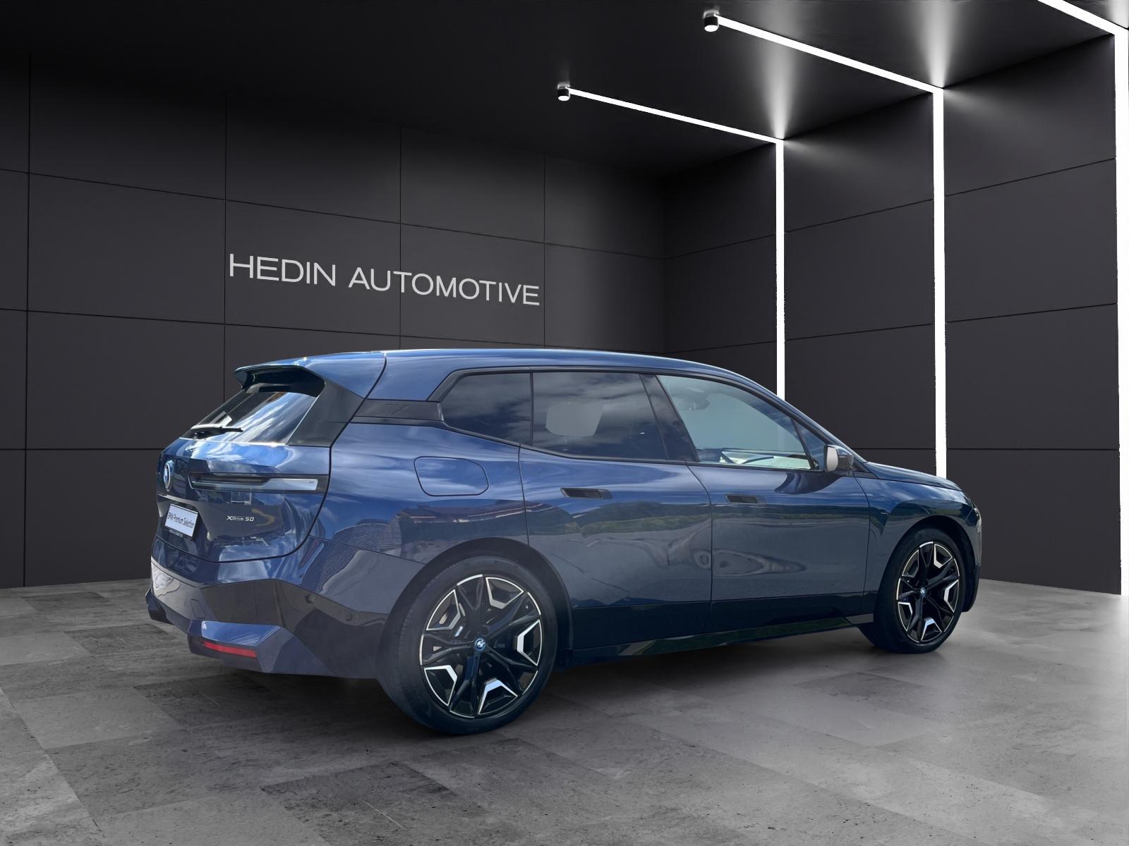 BMW iX xDrive50-image-15