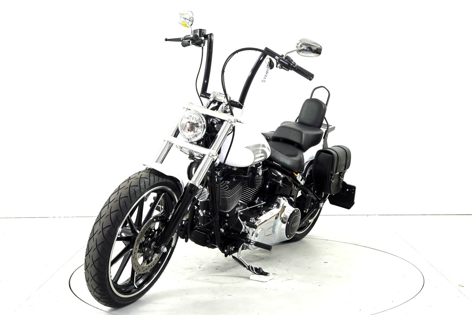 HARLEY-DAVIDSON FXSB 1690 Softail Breakout ABS-showroom-element-2