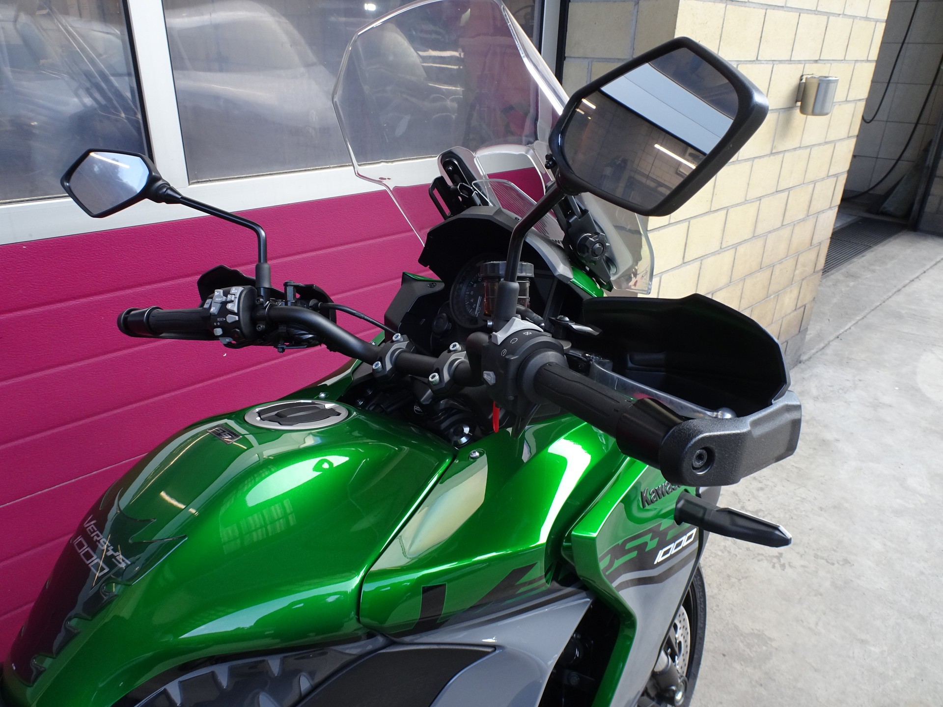 KAWASAKI Versys 1000 SE Grand Tourer-image-4
