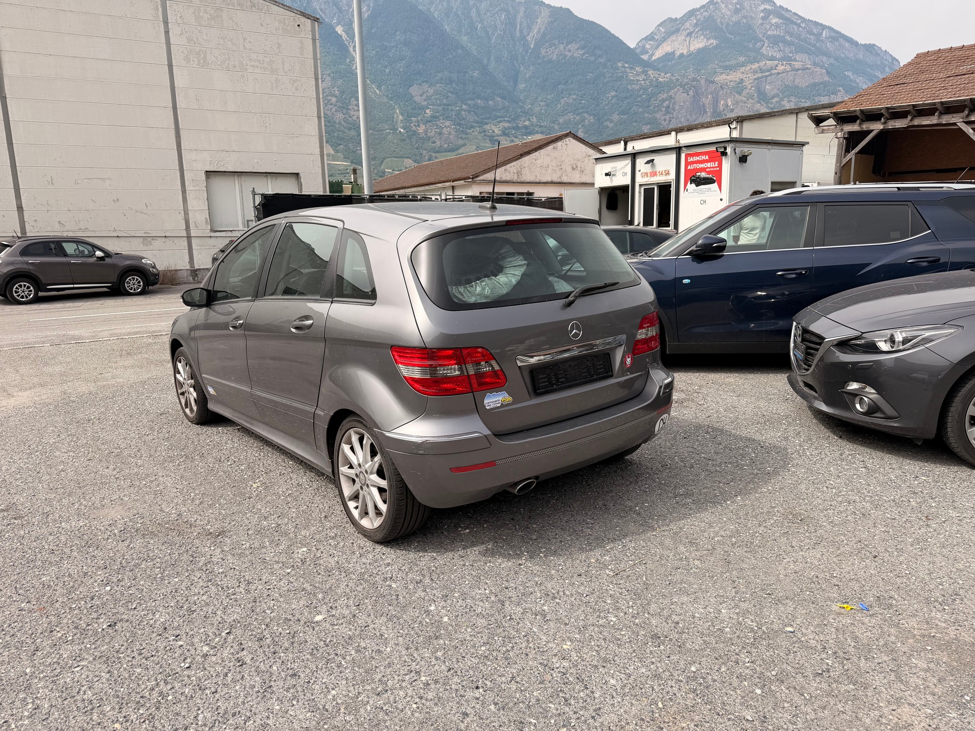 MERCEDES-BENZ B 200 CDI-image-7