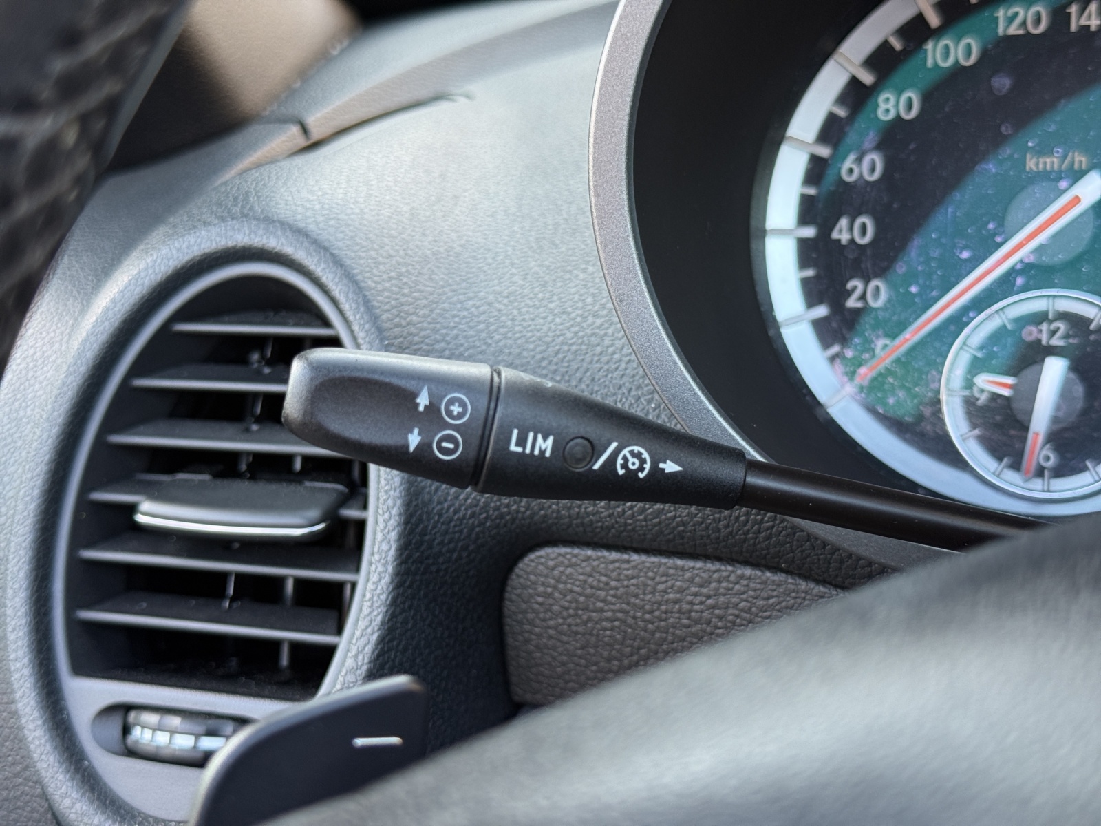 MERCEDES-BENZ SLK 200 Kompressor Automatic-image-25