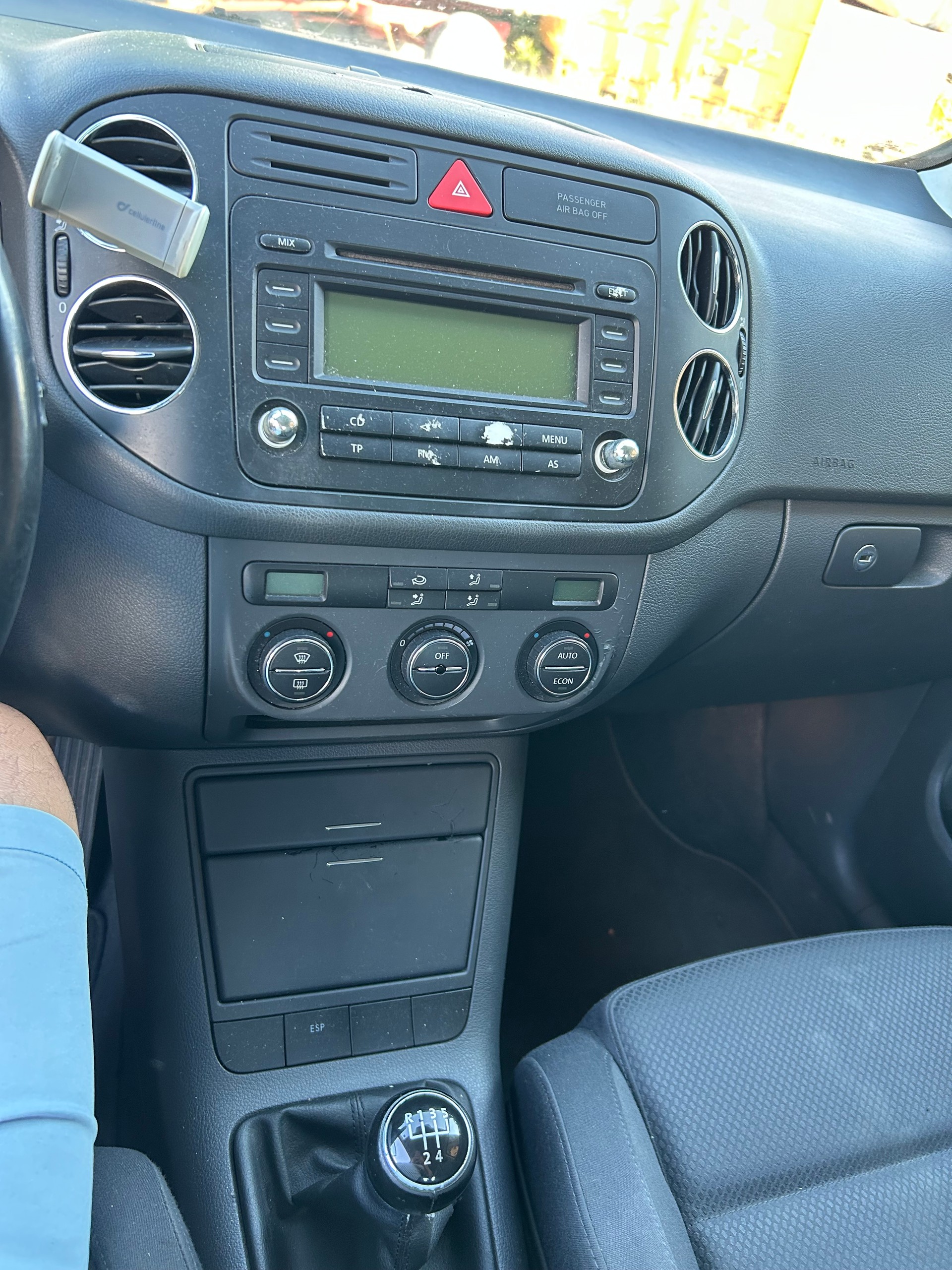 VW Golf Plus 1.9 TDI Trendline-image-5