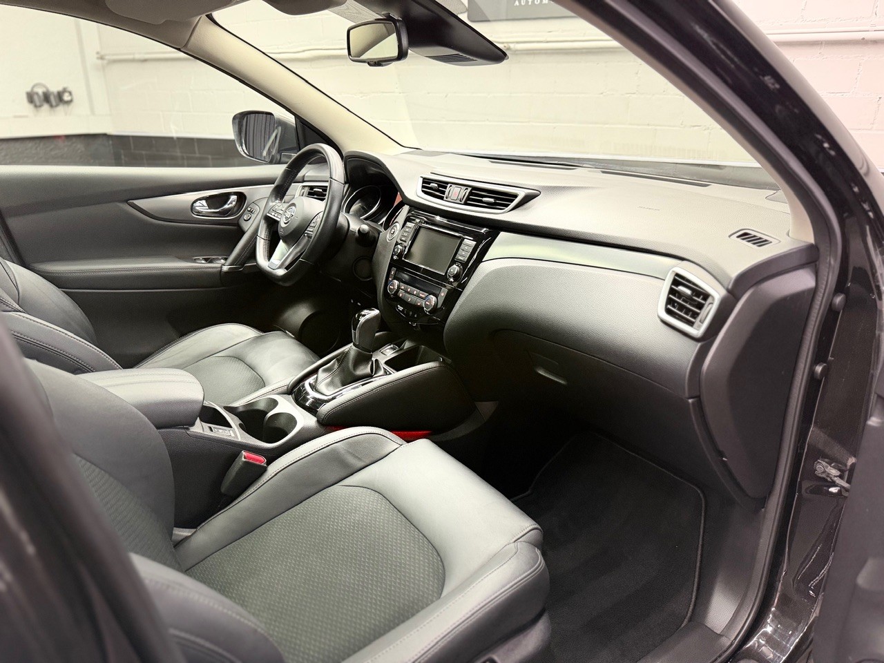 NISSAN Qashqai 1.7 dCi tekna Xtronic ALL-MODE 4x4-image-22