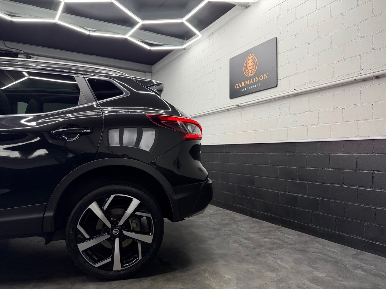 NISSAN Qashqai 1.7 dCi tekna Xtronic ALL-MODE 4x4-image-3