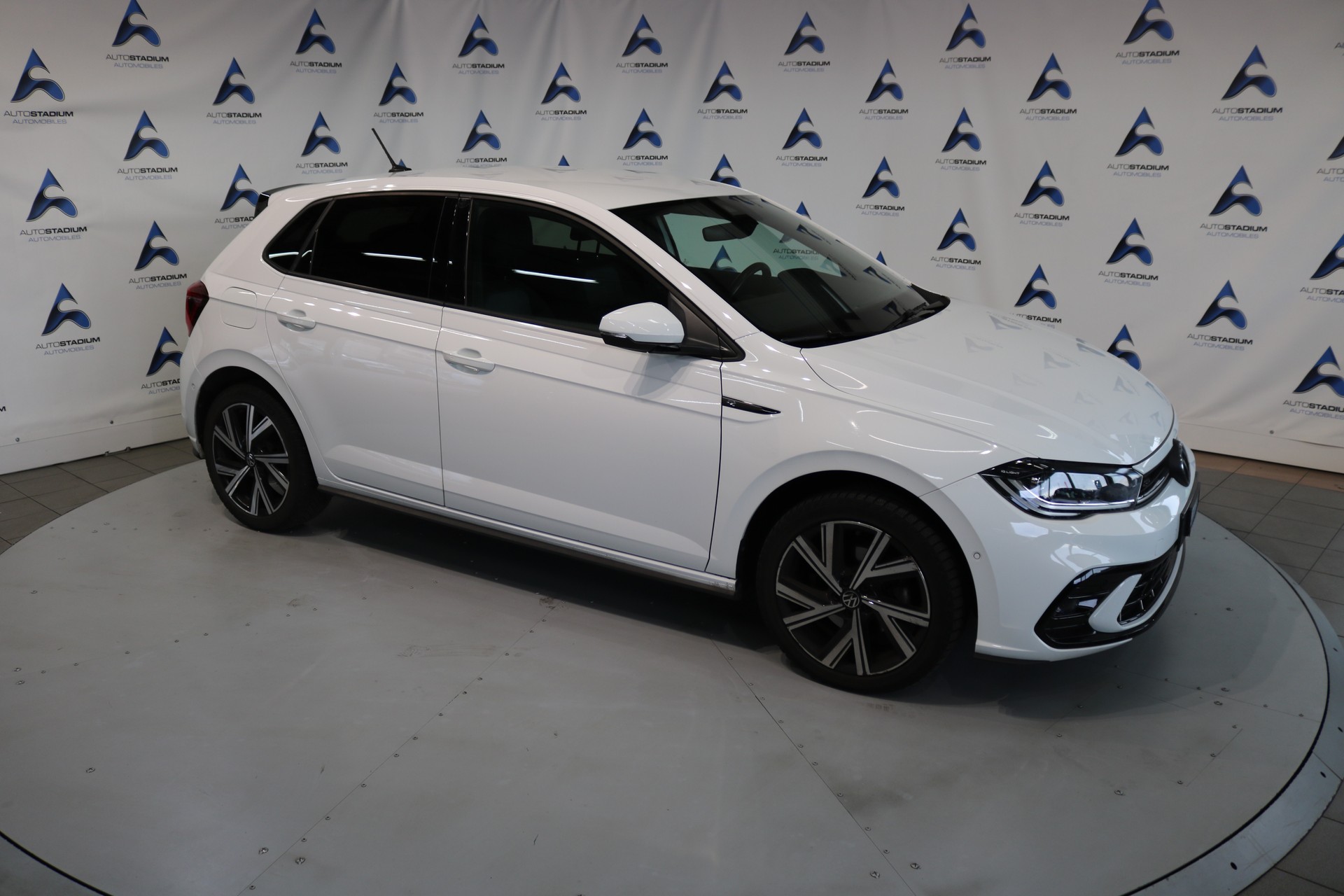 VW Polo 1.0 TSI R-Line DSG-image-26
