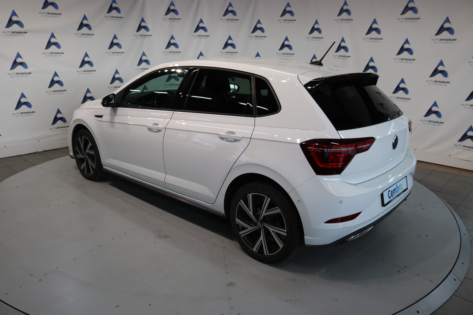 VW Polo 1.0 TSI R-Line DSG-image-16