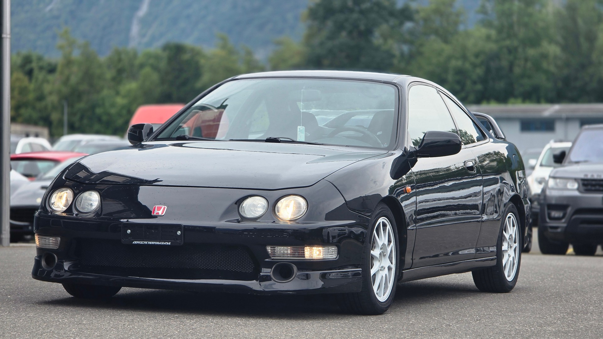 HONDA Integra Type-R 1.8 VTEC-image-1
